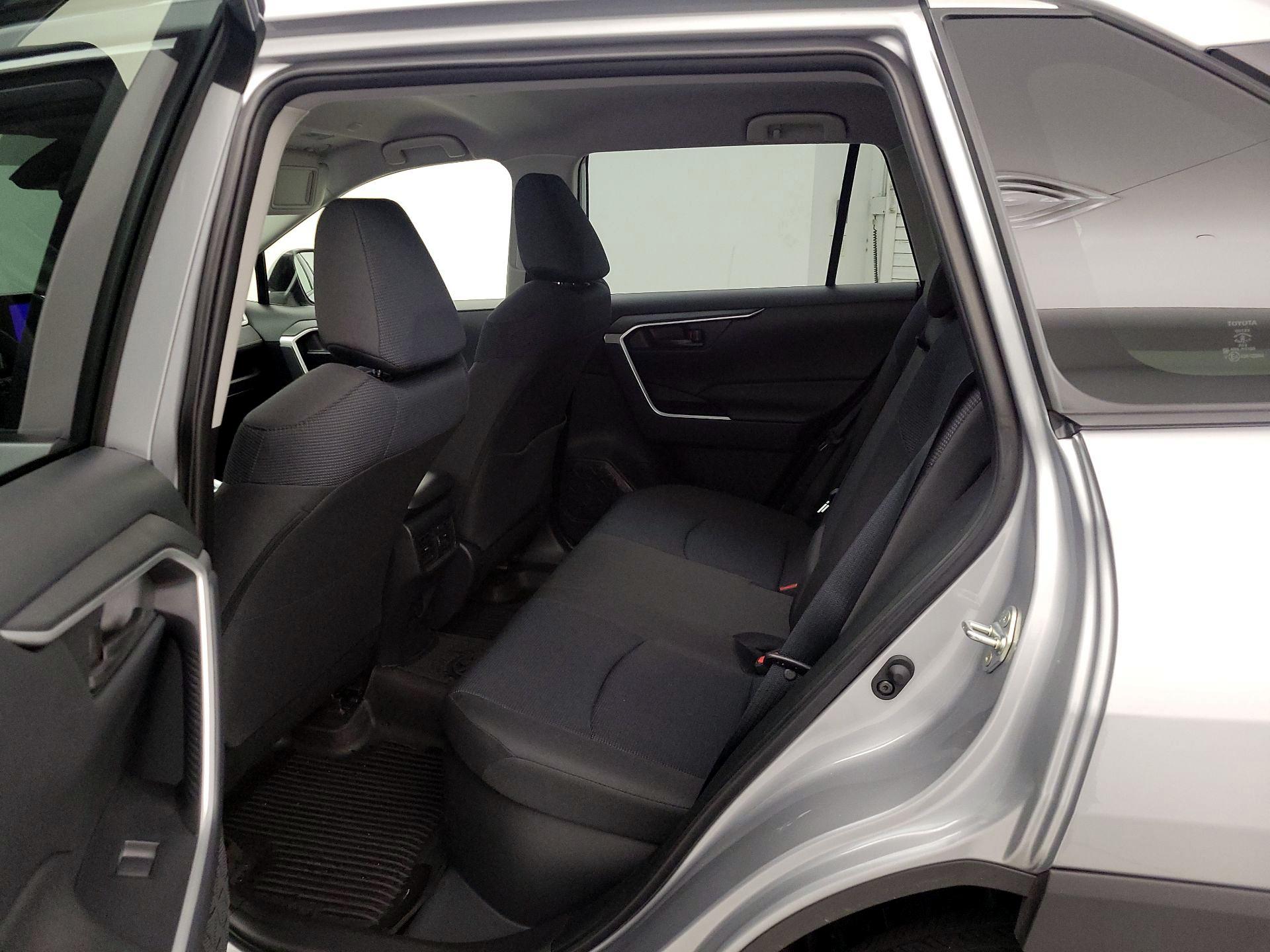 Thumbnail: 2025 Toyota RAV4 - 10