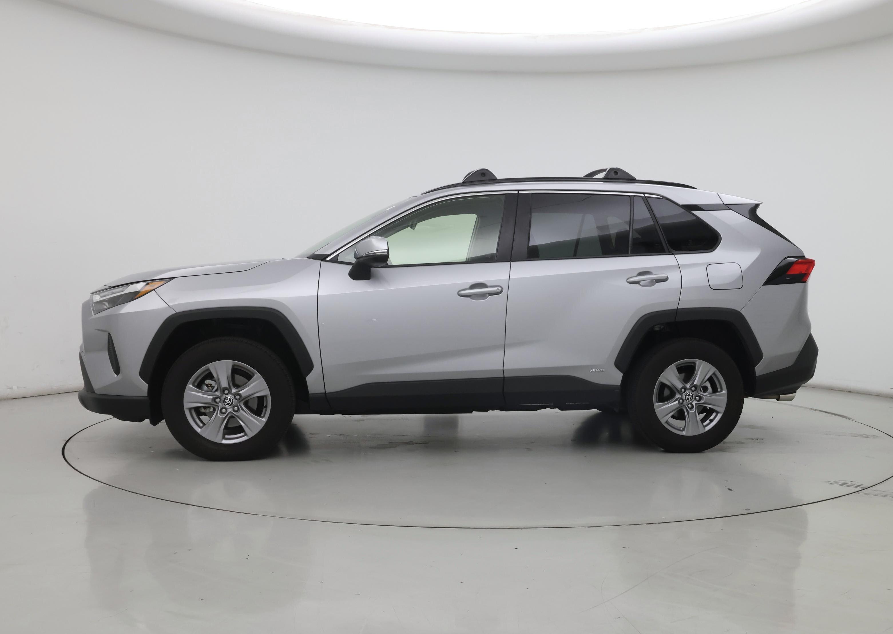 Thumbnail: 2025 Toyota RAV4 - 3