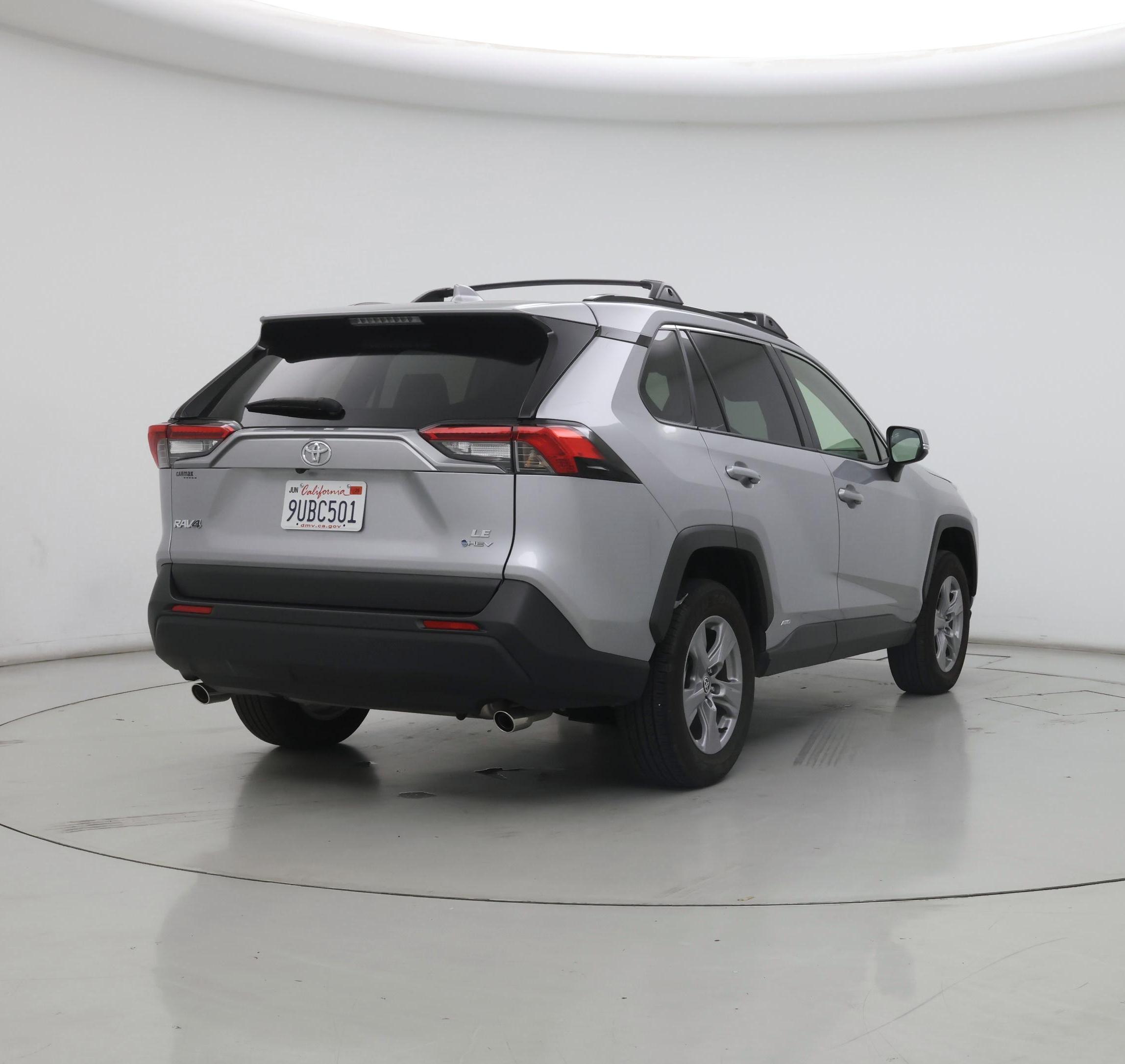 Thumbnail: 2025 Toyota RAV4 - 8