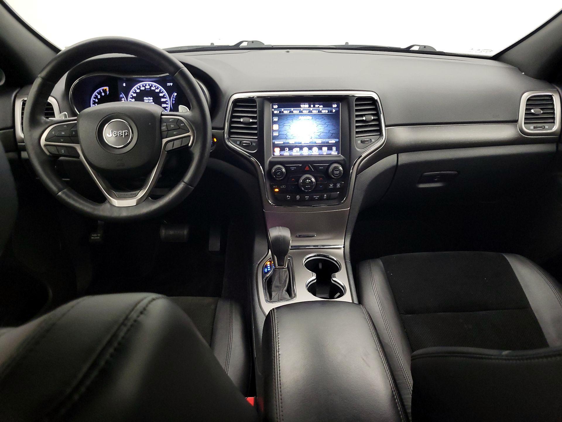 Thumbnail: 2016 Jeep Grand Cherokee - 9
