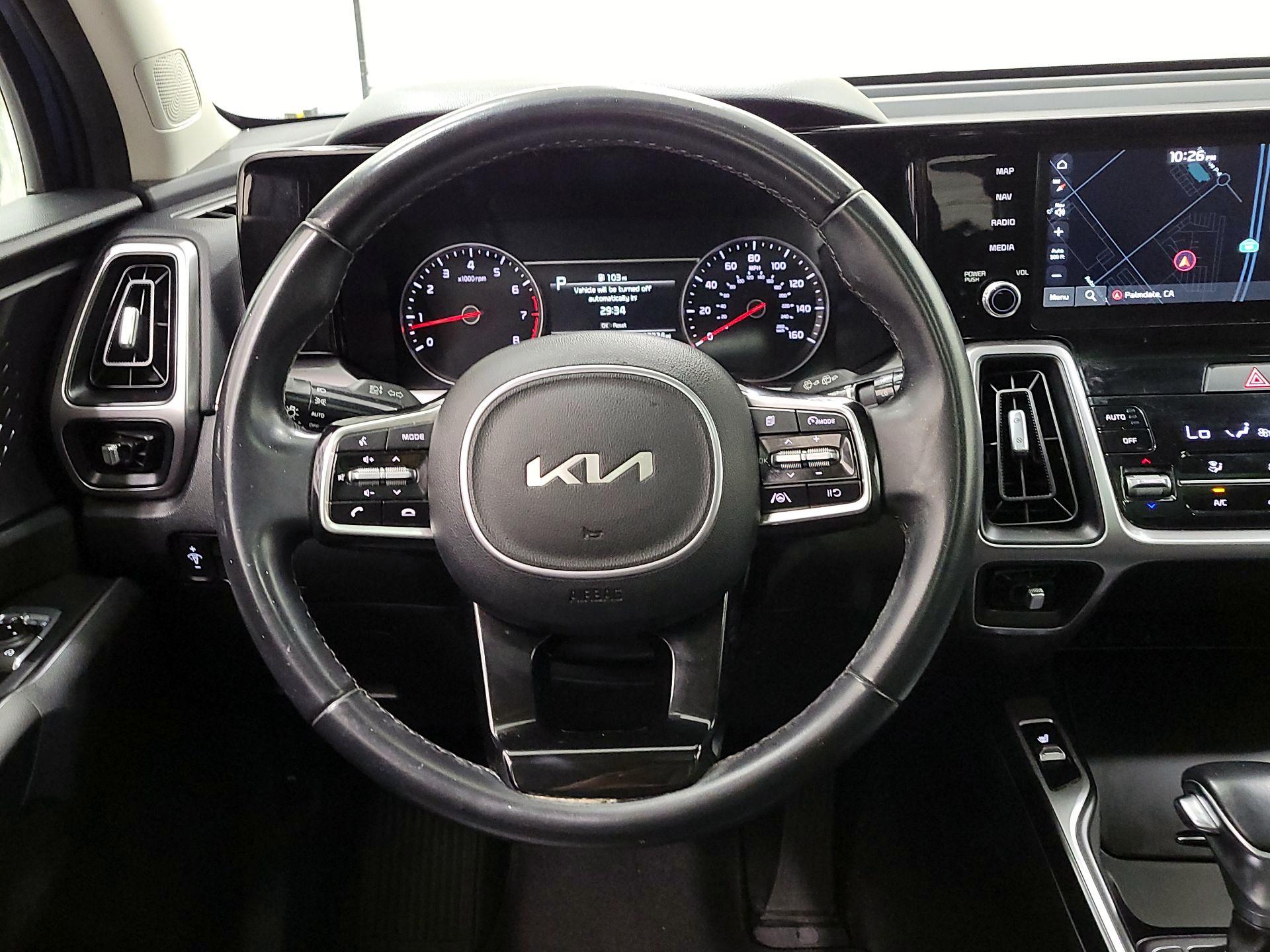 Thumbnail: 2023 Kia Sorento - 10