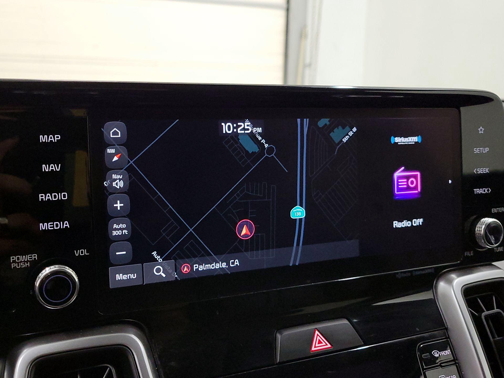 Thumbnail: 2023 Kia Sorento - 14