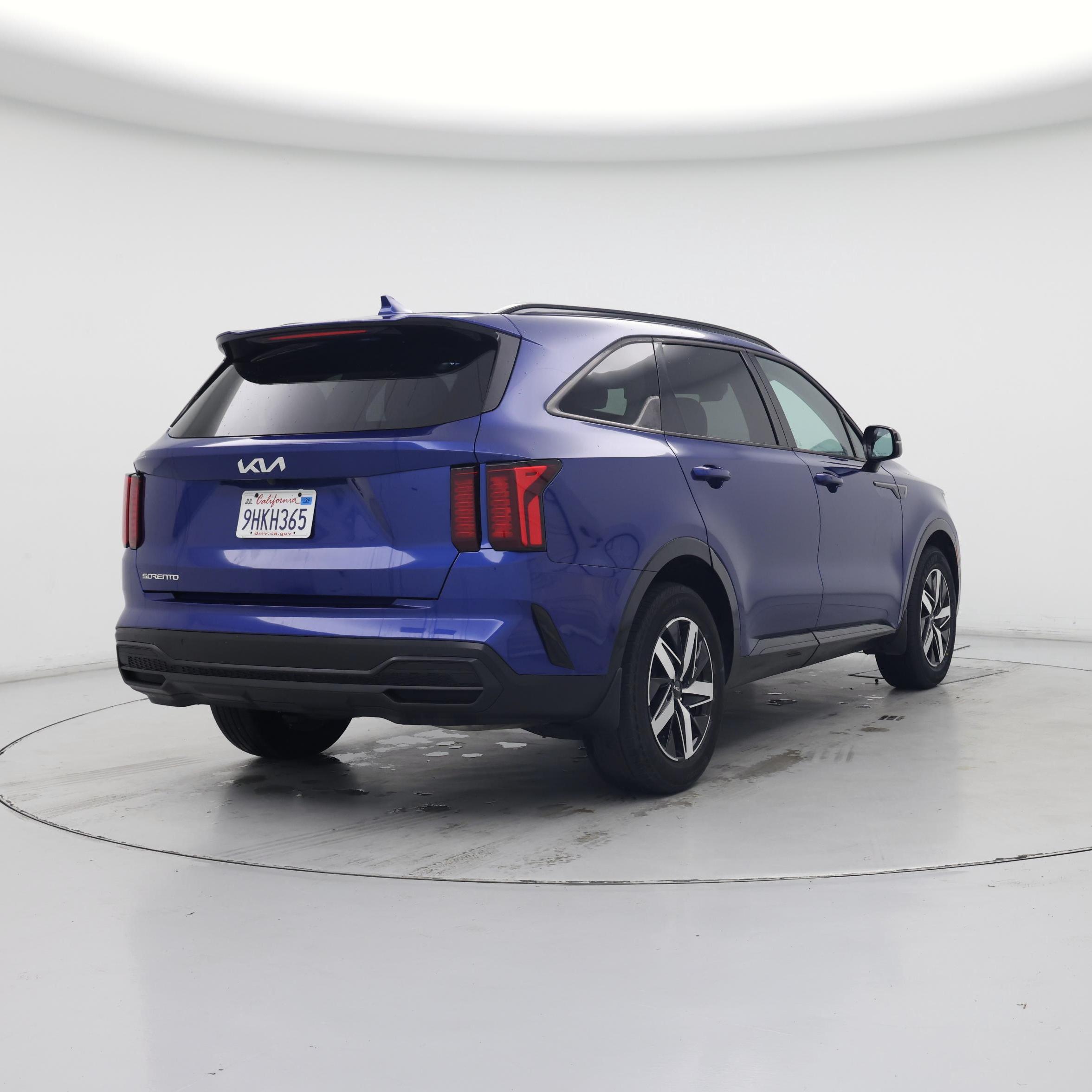 Thumbnail: 2023 Kia Sorento - 8