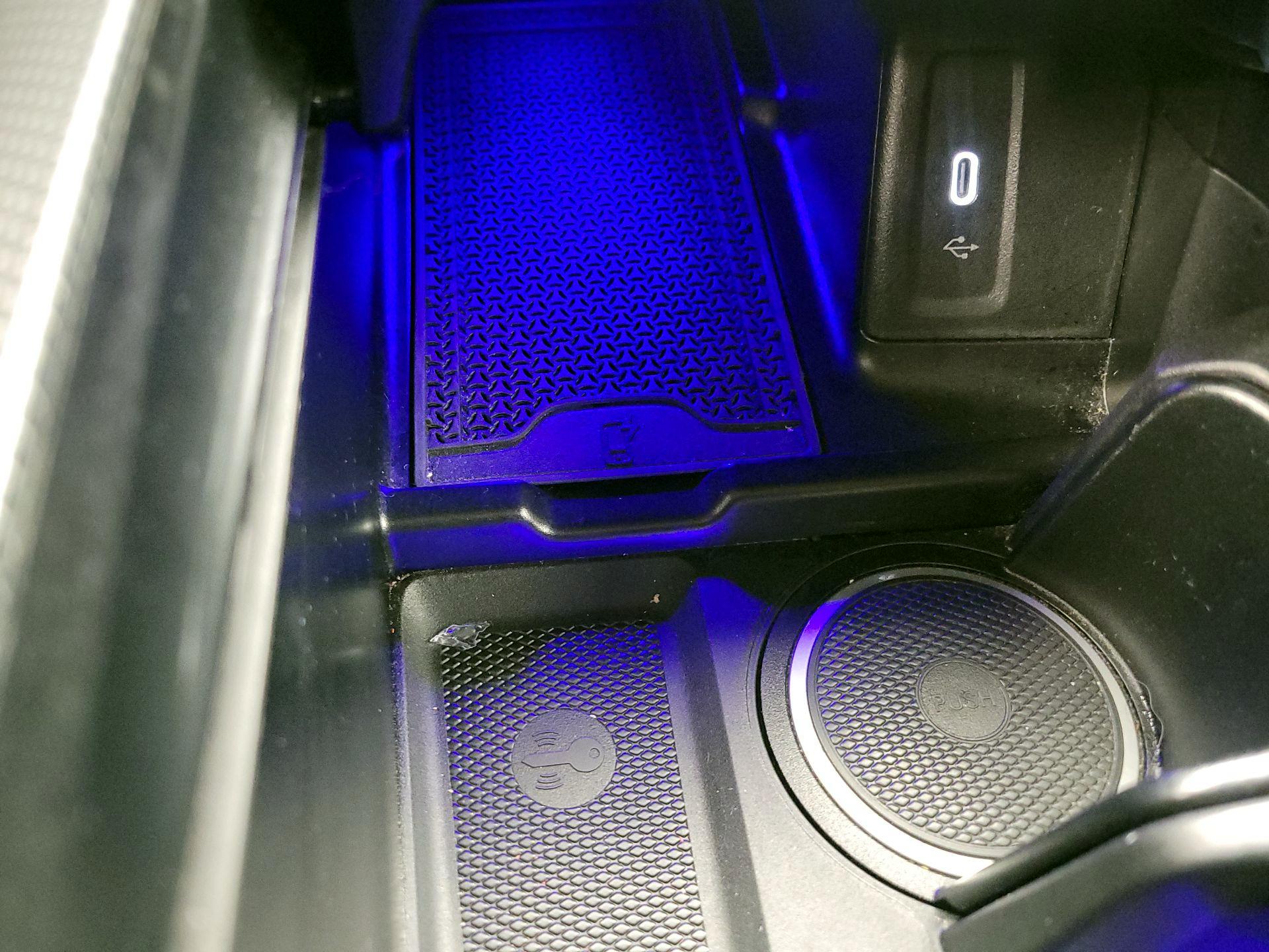 Thumbnail: 2024 Mercedes-Benz GLC - 18