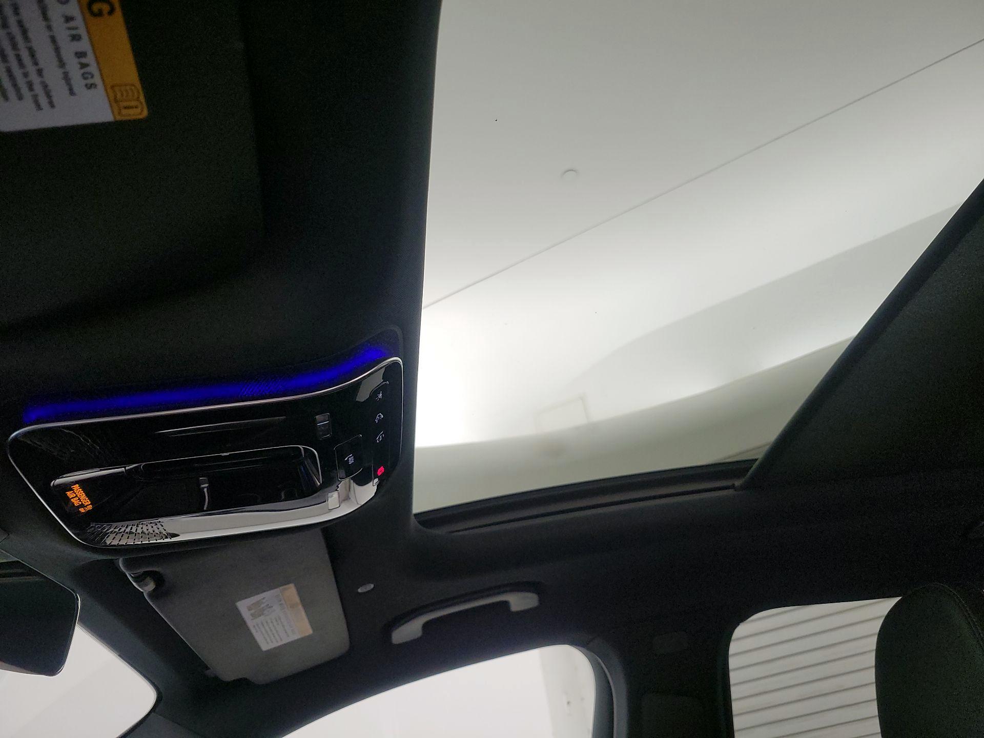 Thumbnail: 2024 Mercedes-Benz GLC - 19