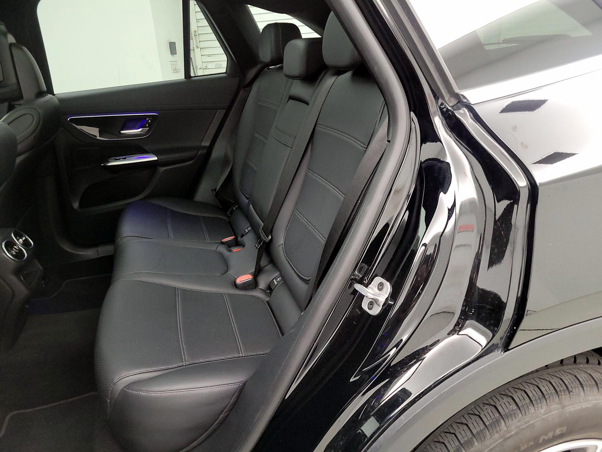 Thumbnail: 2024 Mercedes-Benz GLC - 20