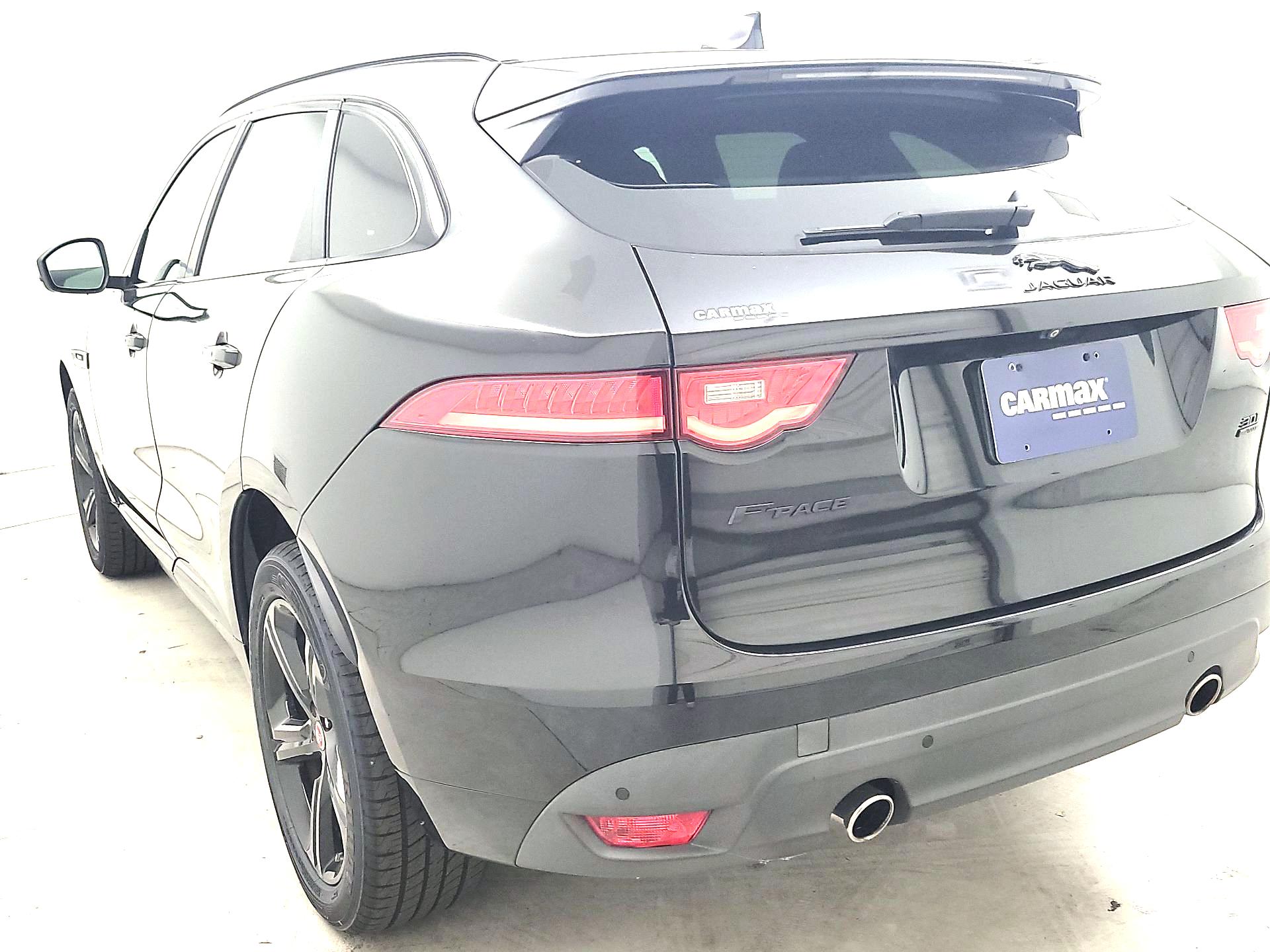 Thumbnail: 2018 Jaguar F-Pace - 7