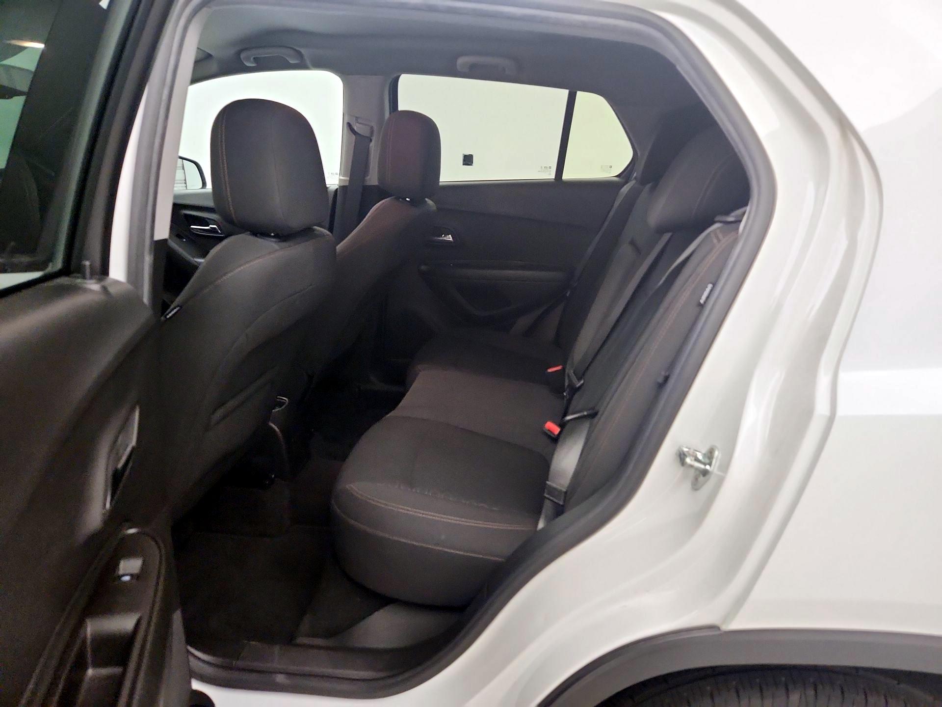 Thumbnail: 2022 Chevrolet Trax - 19