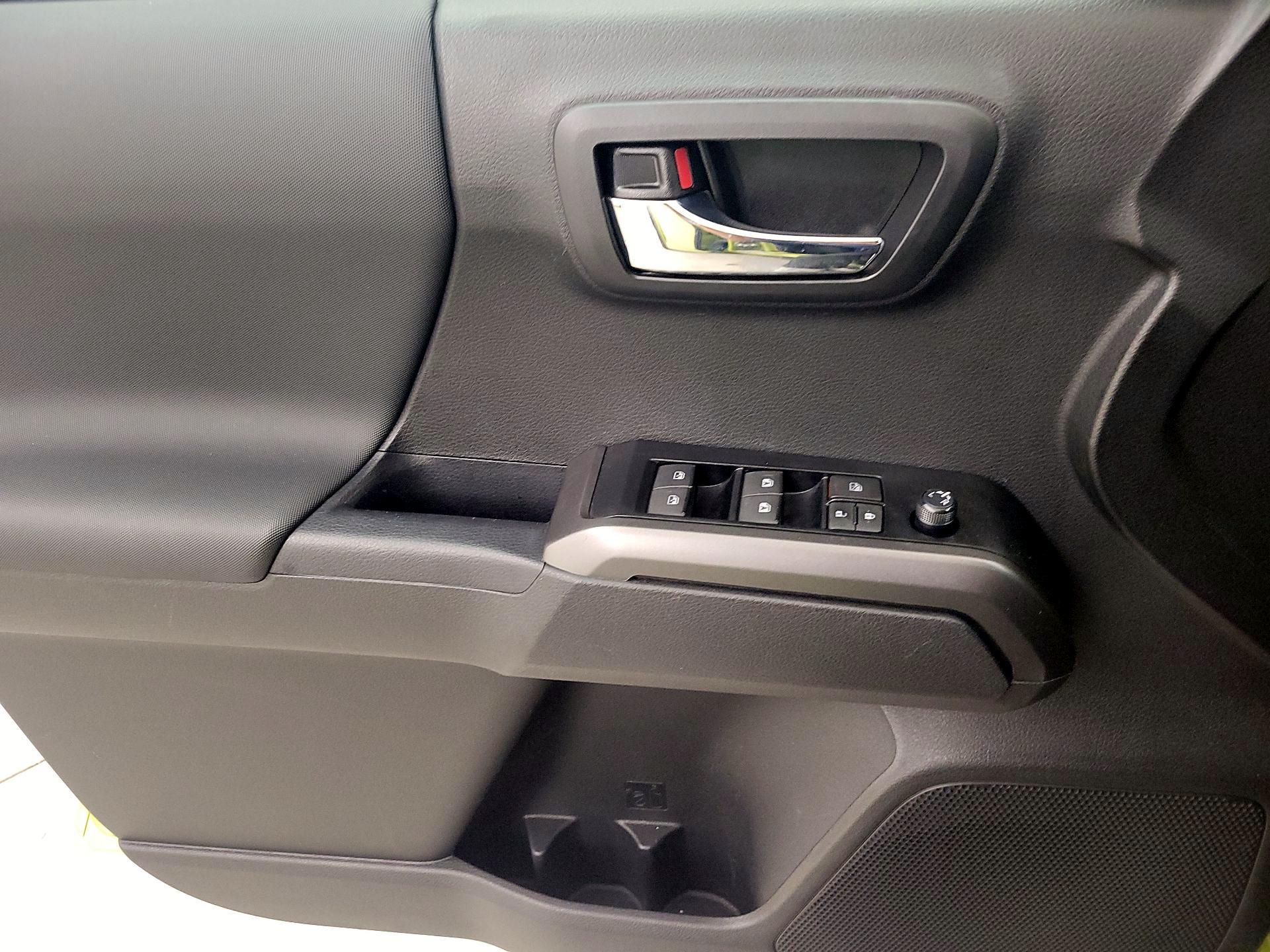 Thumbnail: 2023 Toyota Tacoma - 12