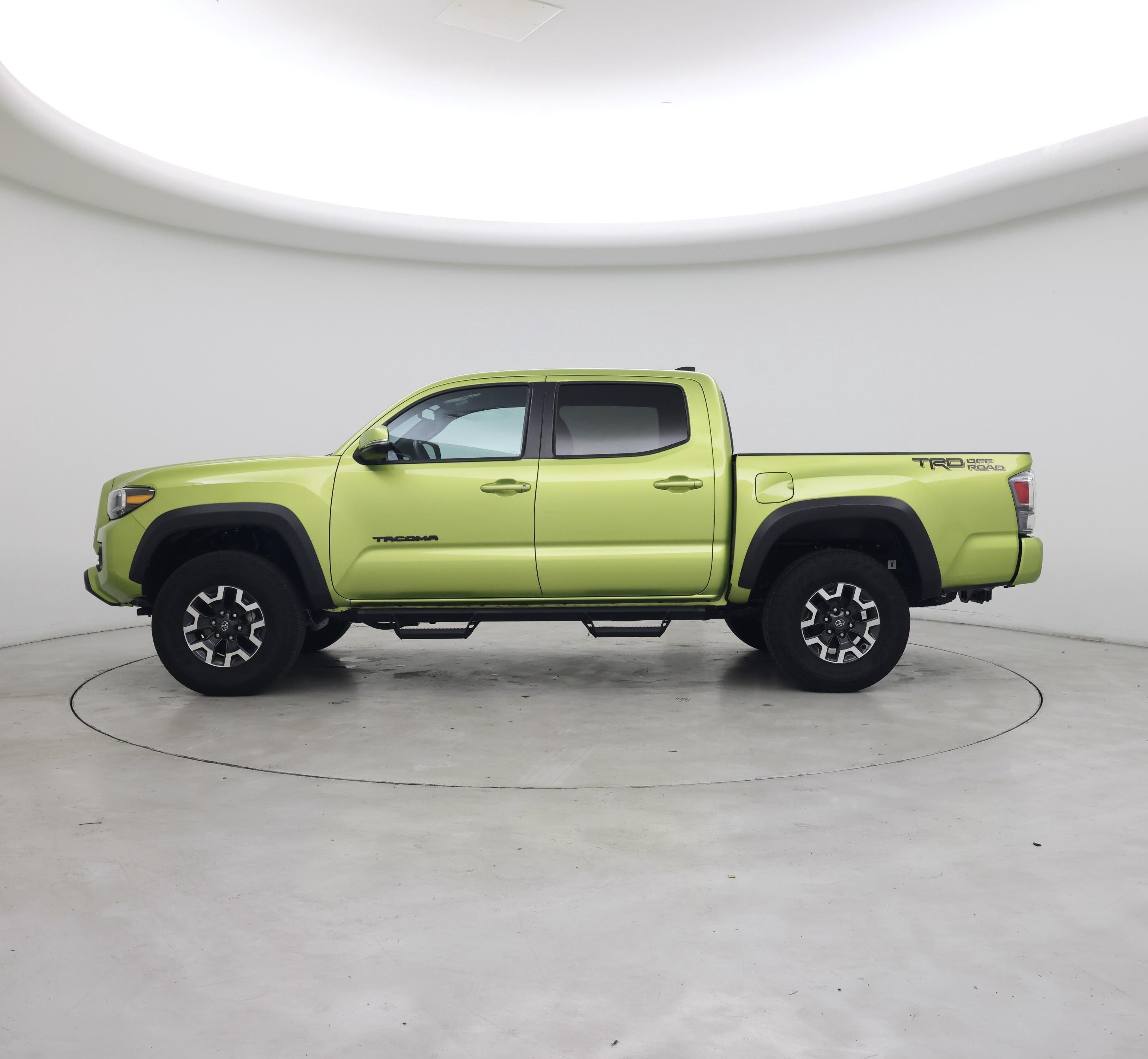 Thumbnail: 2023 Toyota Tacoma - 3
