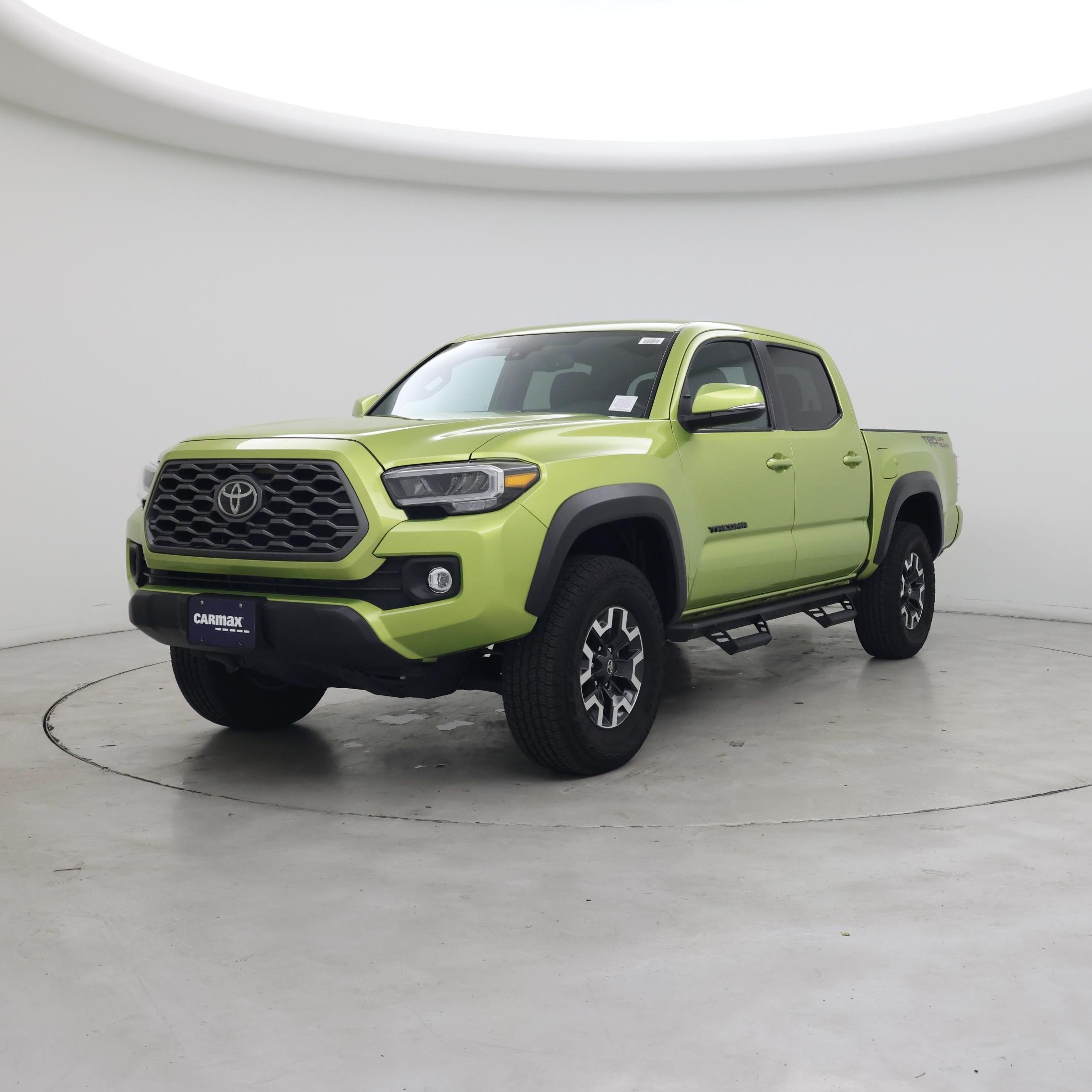 Thumbnail: 2023 Toyota Tacoma - 4