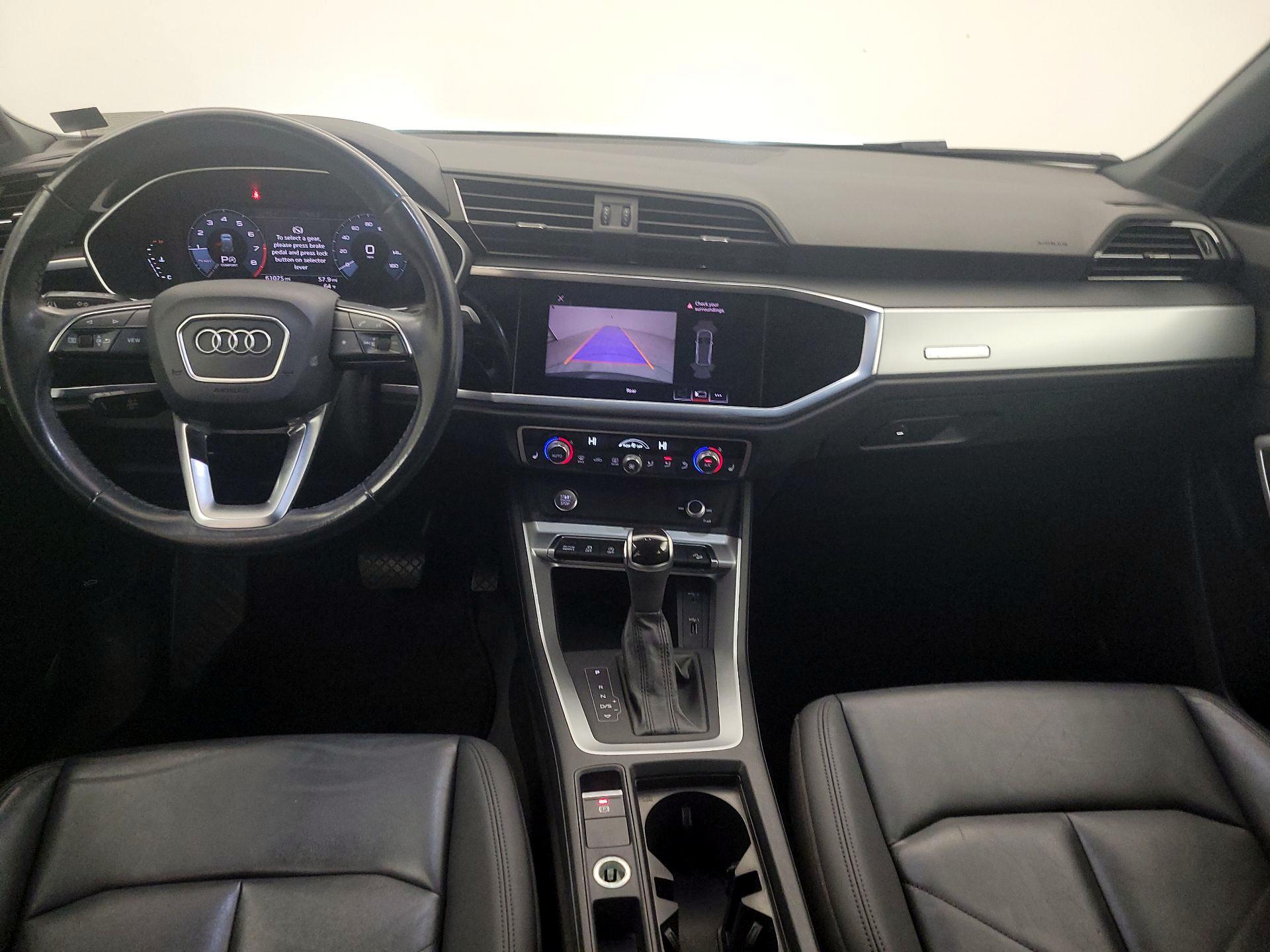 Thumbnail: 2020 Audi Q3 - 9