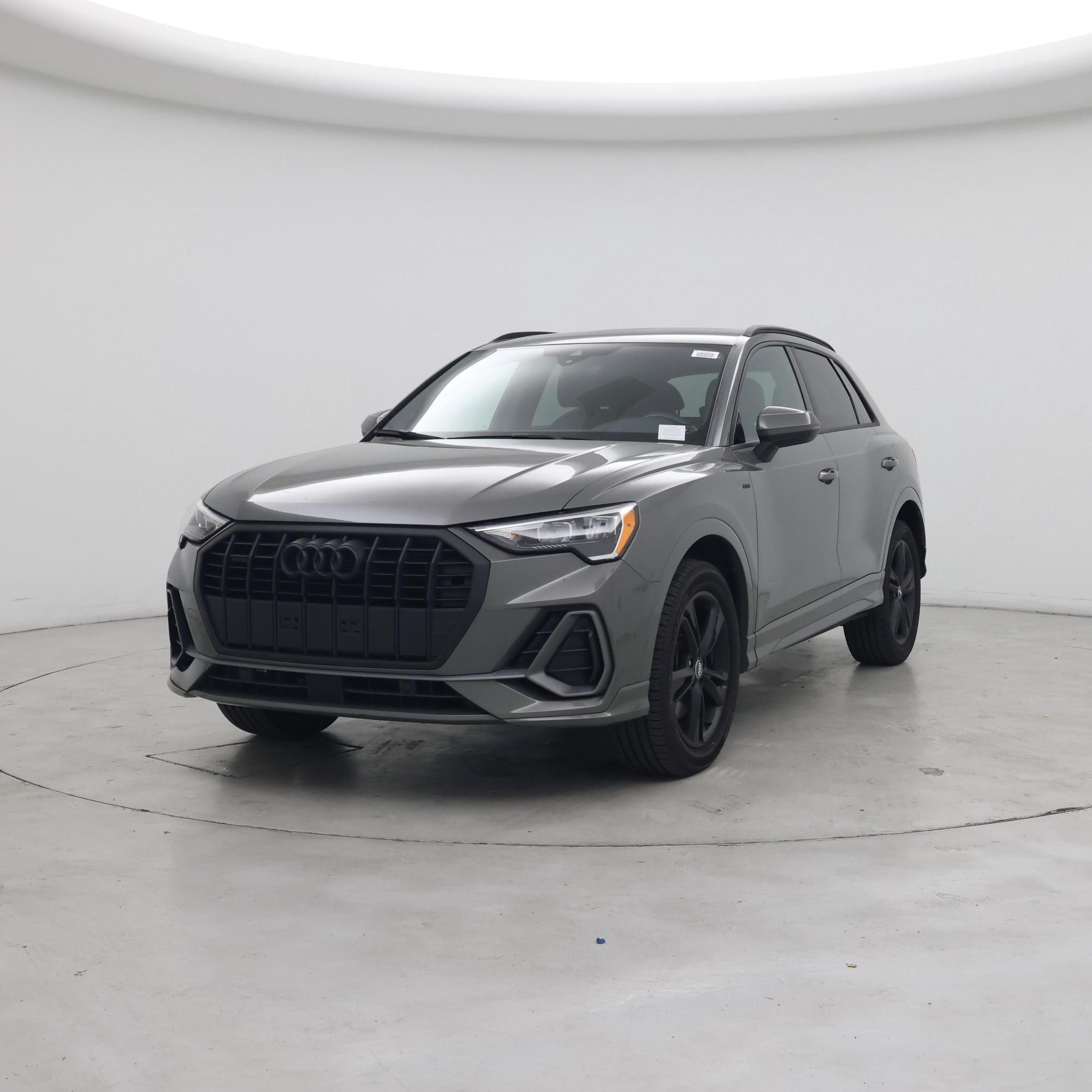 Thumbnail: 2020 Audi Q3 - 4