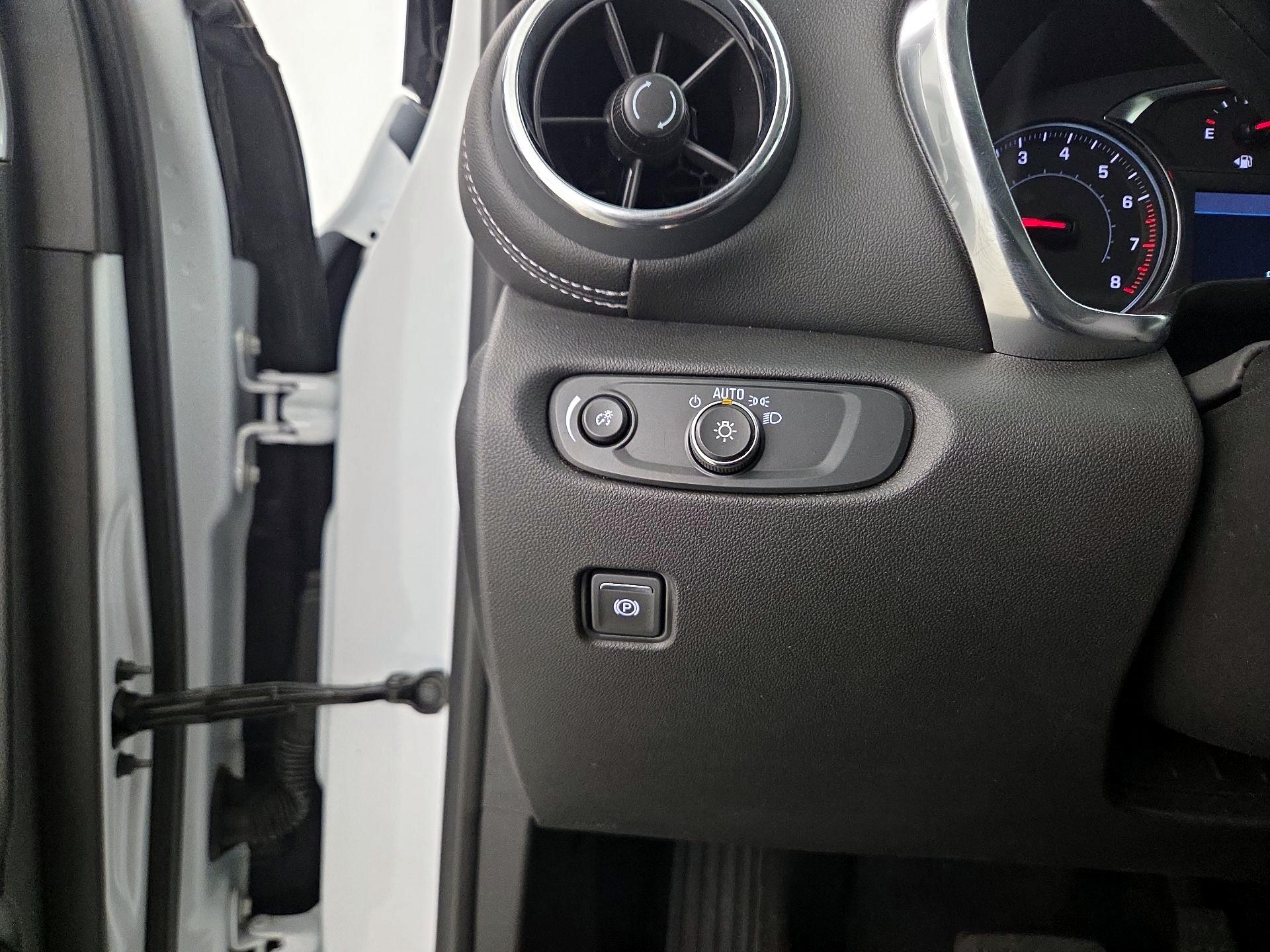 Thumbnail: 2025 Chevrolet Blazer - 13