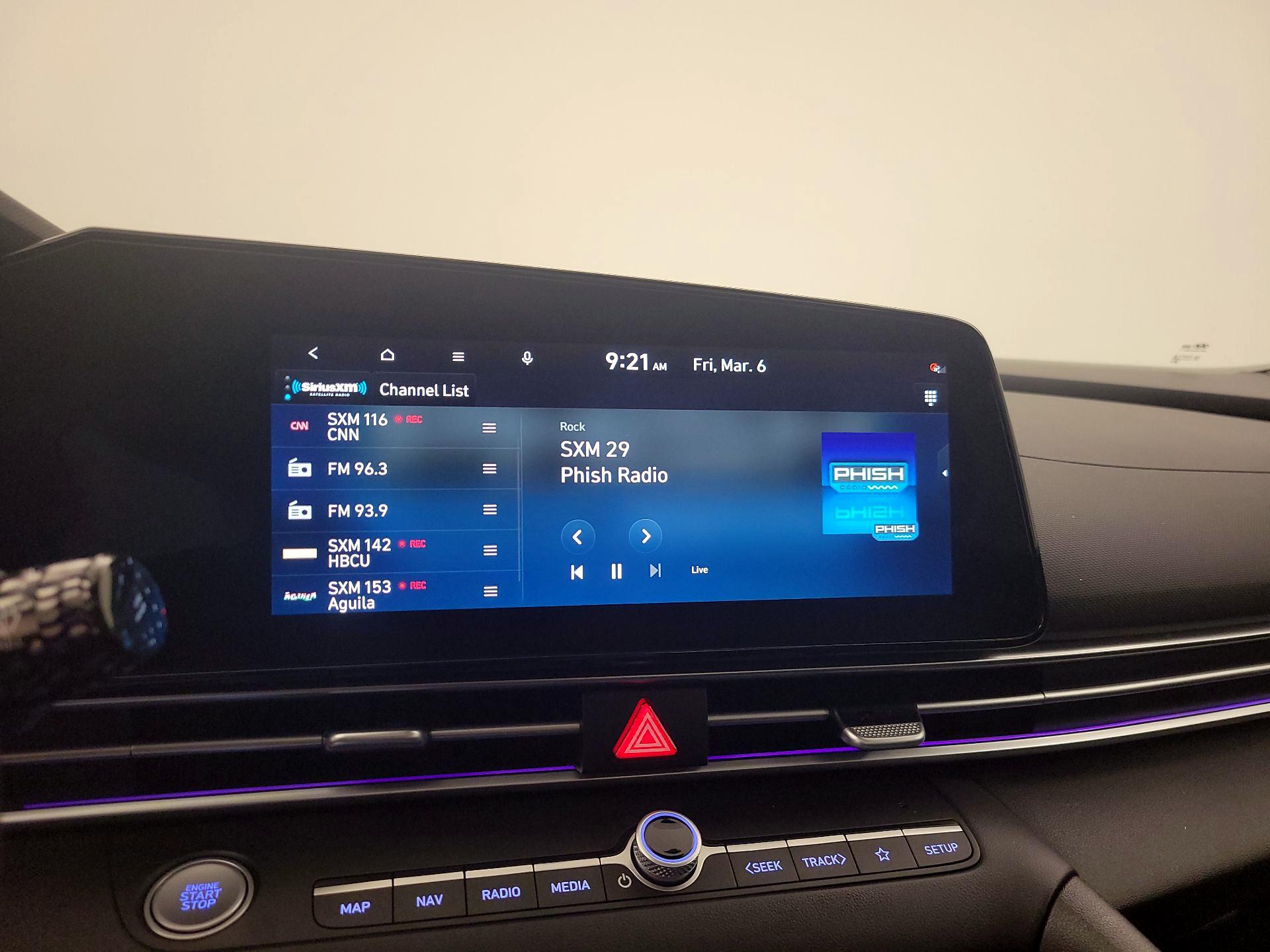 Thumbnail: 2025 Hyundai Elantra - 16