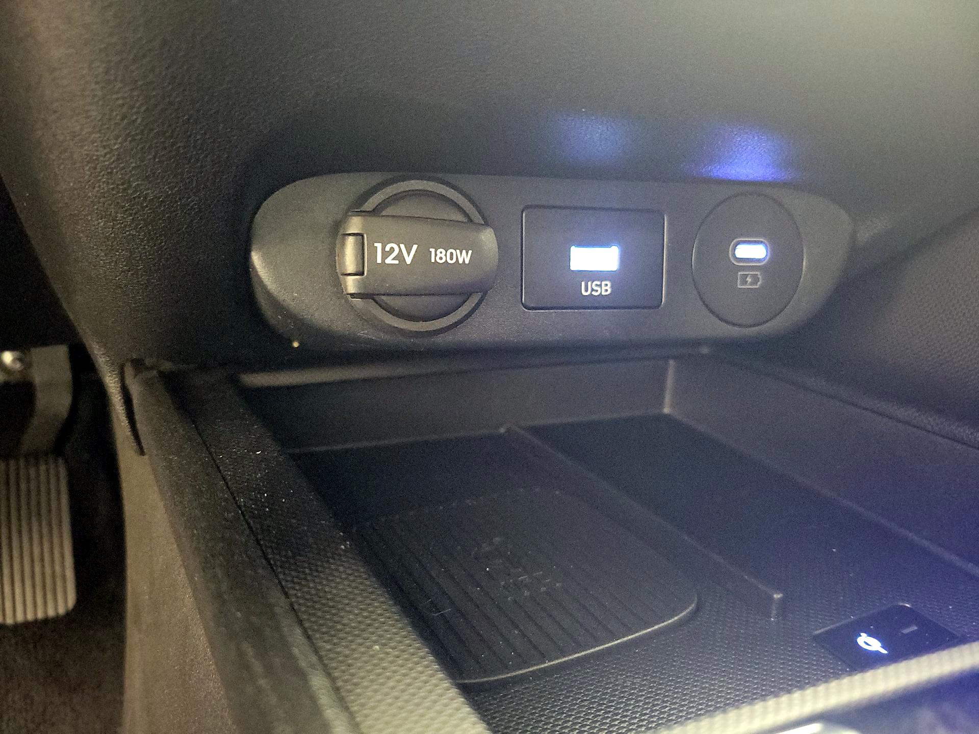 Thumbnail: 2025 Hyundai Elantra - 19