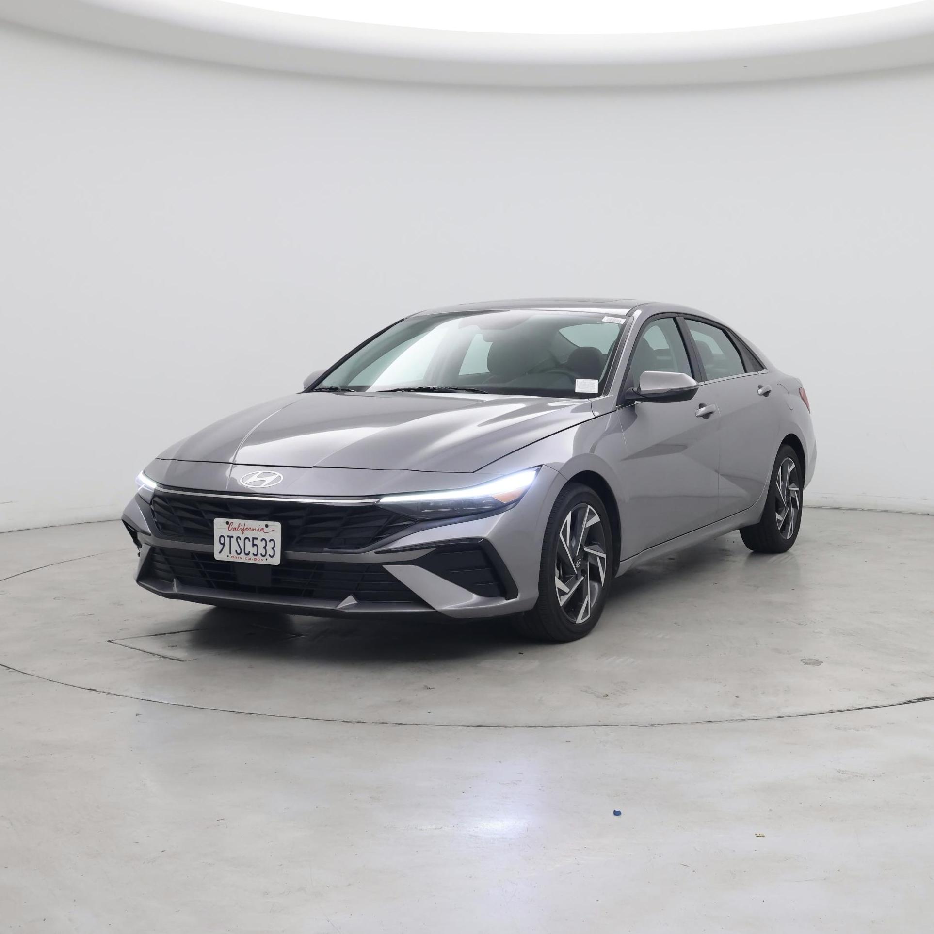 Thumbnail: 2025 Hyundai Elantra - 4