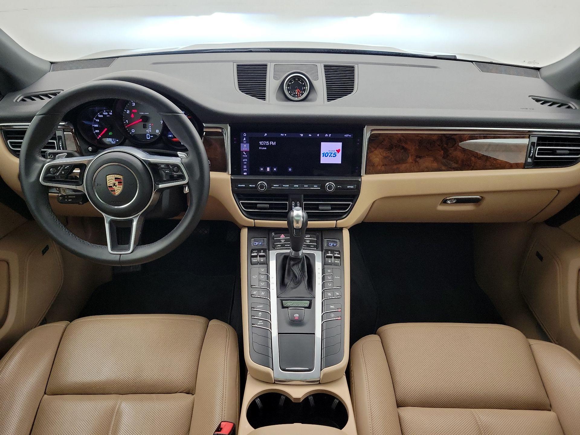 Thumbnail: 2020 Porsche Macan - 9