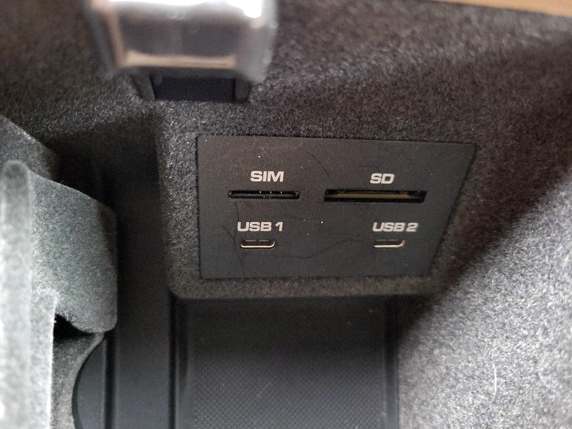 Thumbnail: 2020 Porsche Macan - 19