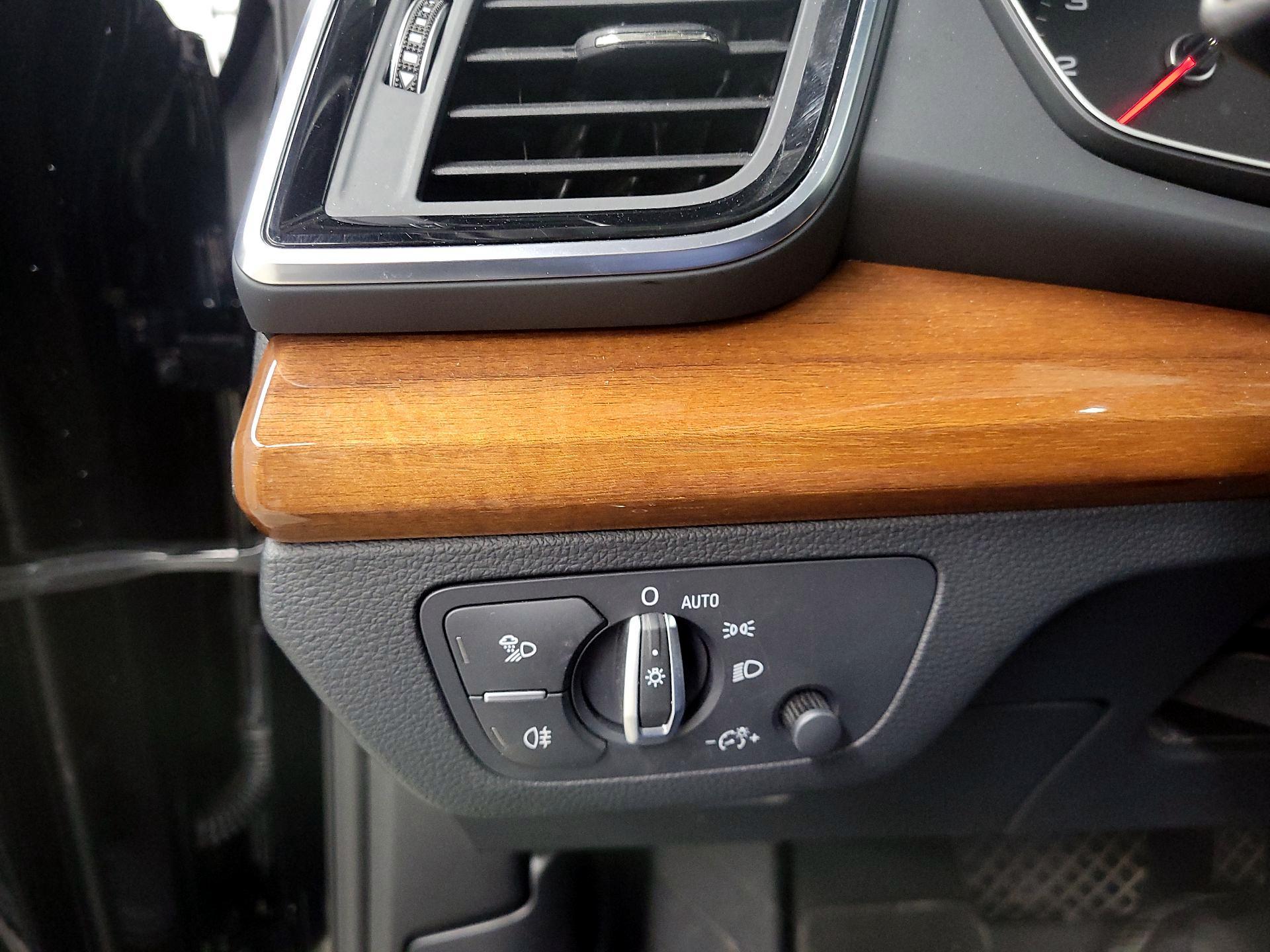 Thumbnail: 2023 Audi Q5 - 13