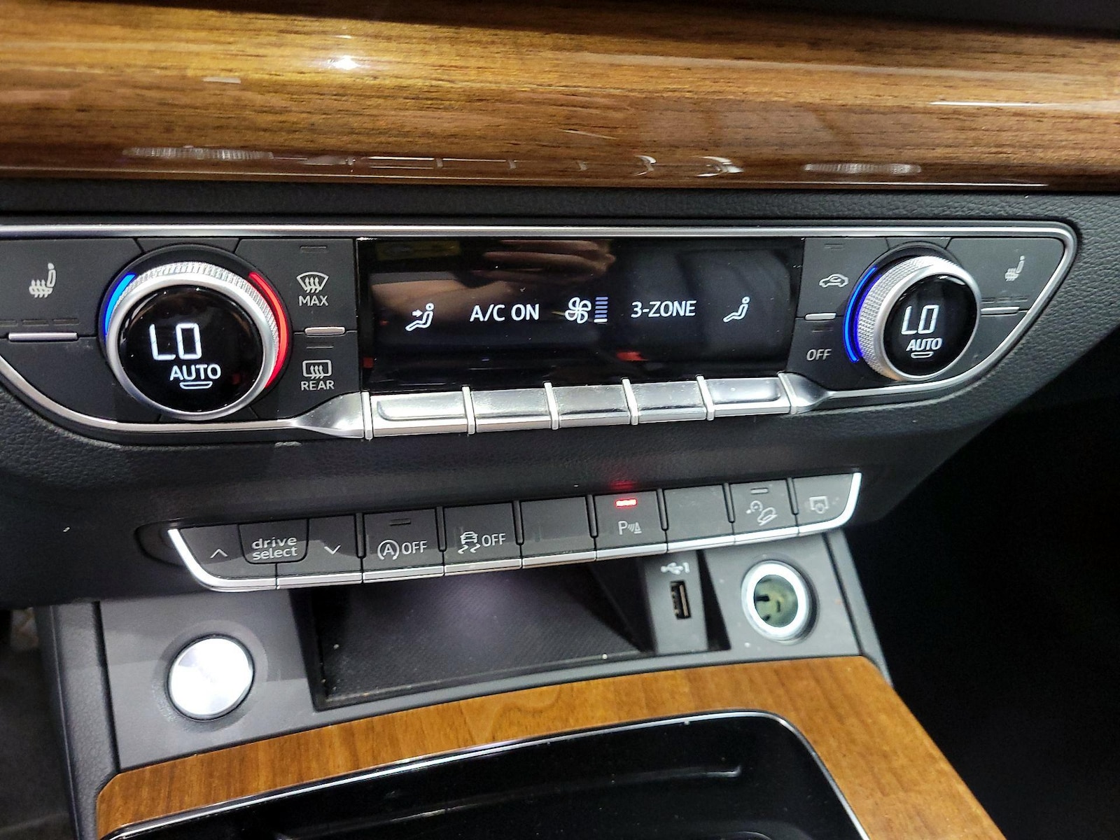 2023 Audi Q5 Premium - Photo 17