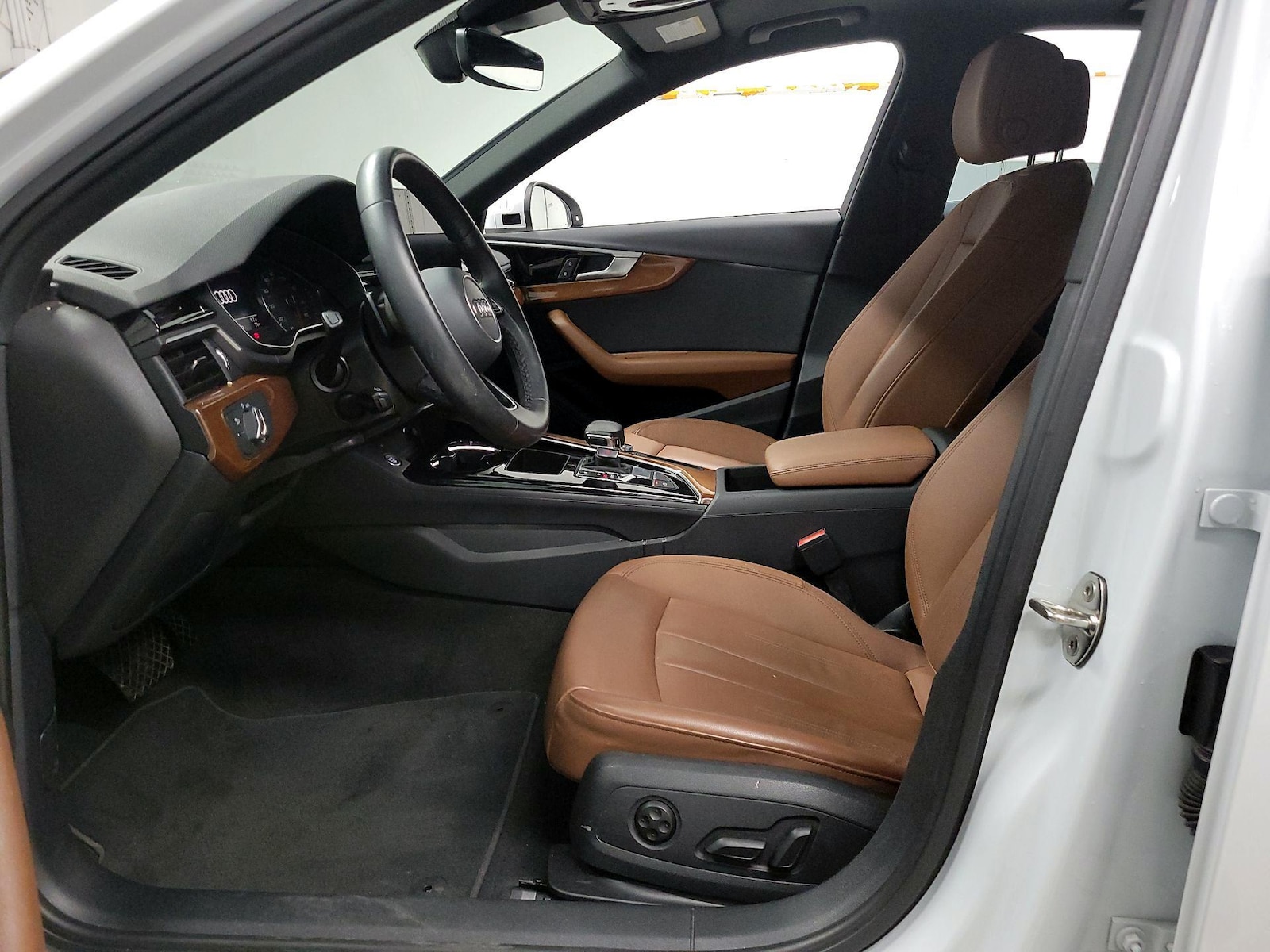 2023 Audi A4 Premium - Photo 12