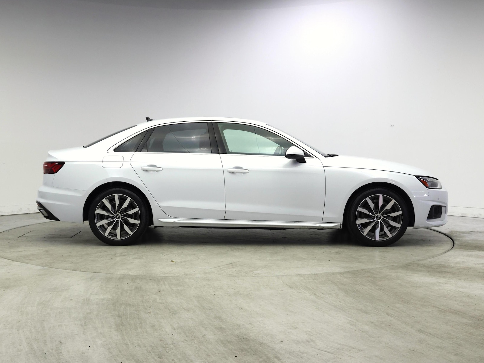 2023 Audi A4 Premium - Photo 8