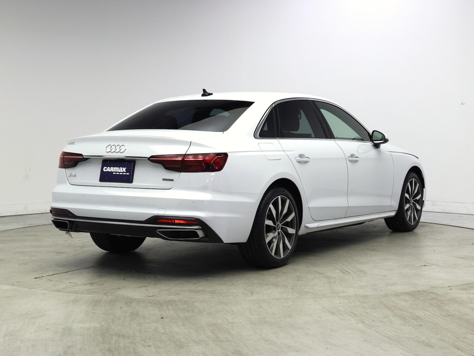 2023 Audi A4 Premium - Photo 9