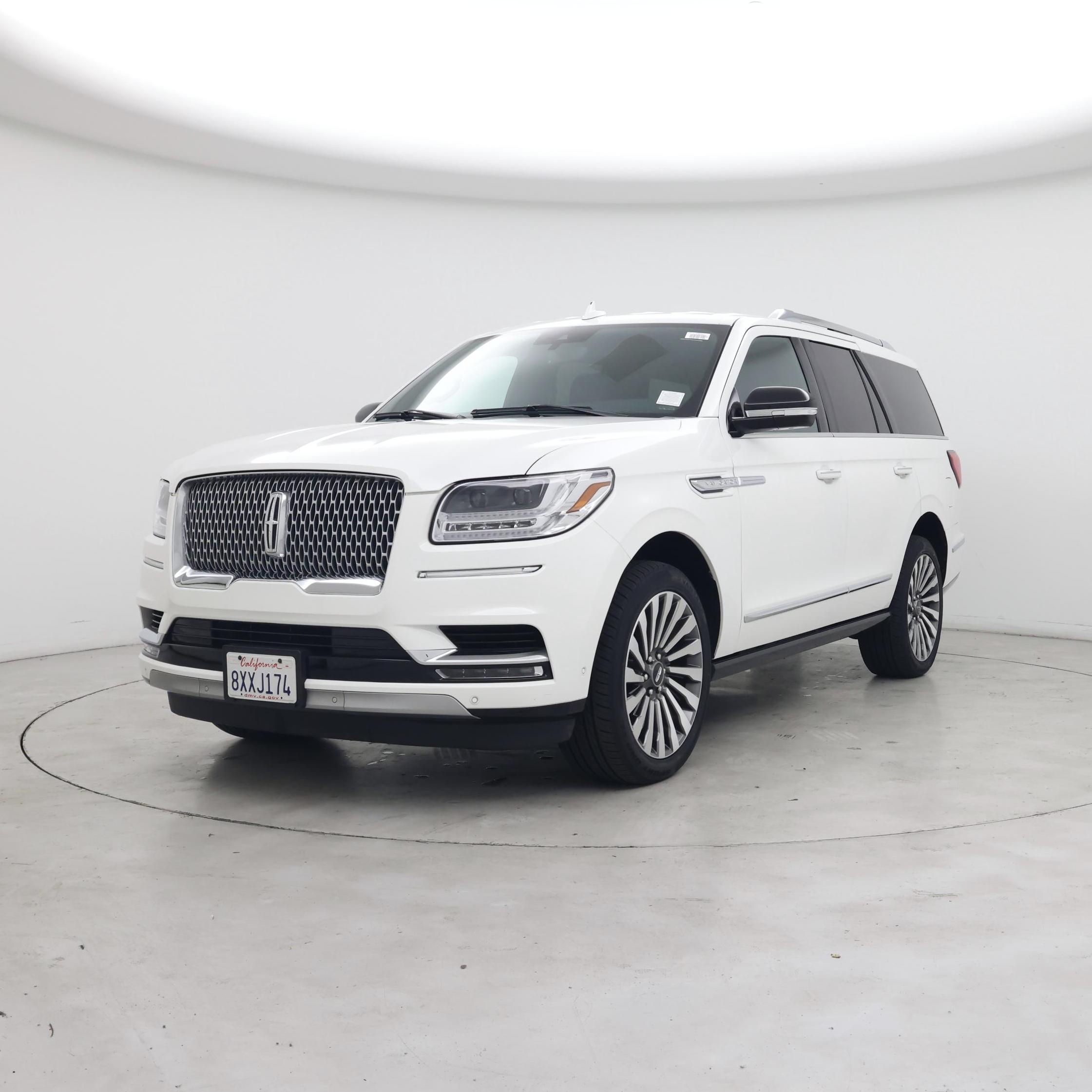 Thumbnail: 2021 Lincoln Navigator - 4