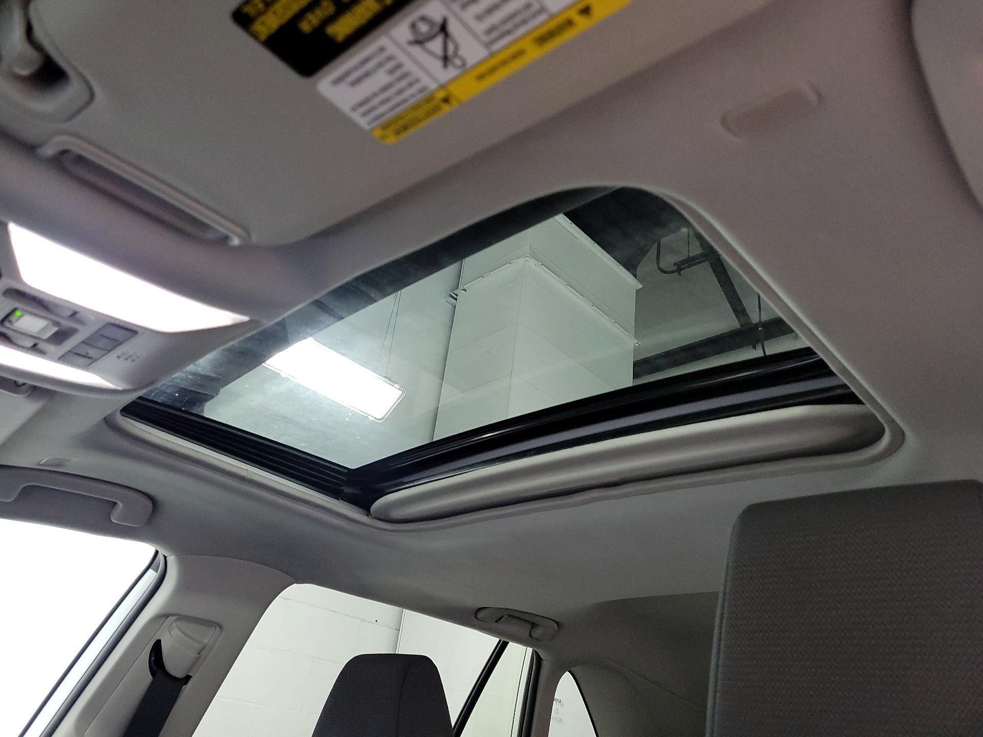 Thumbnail: 2024 Toyota RAV4 - 19