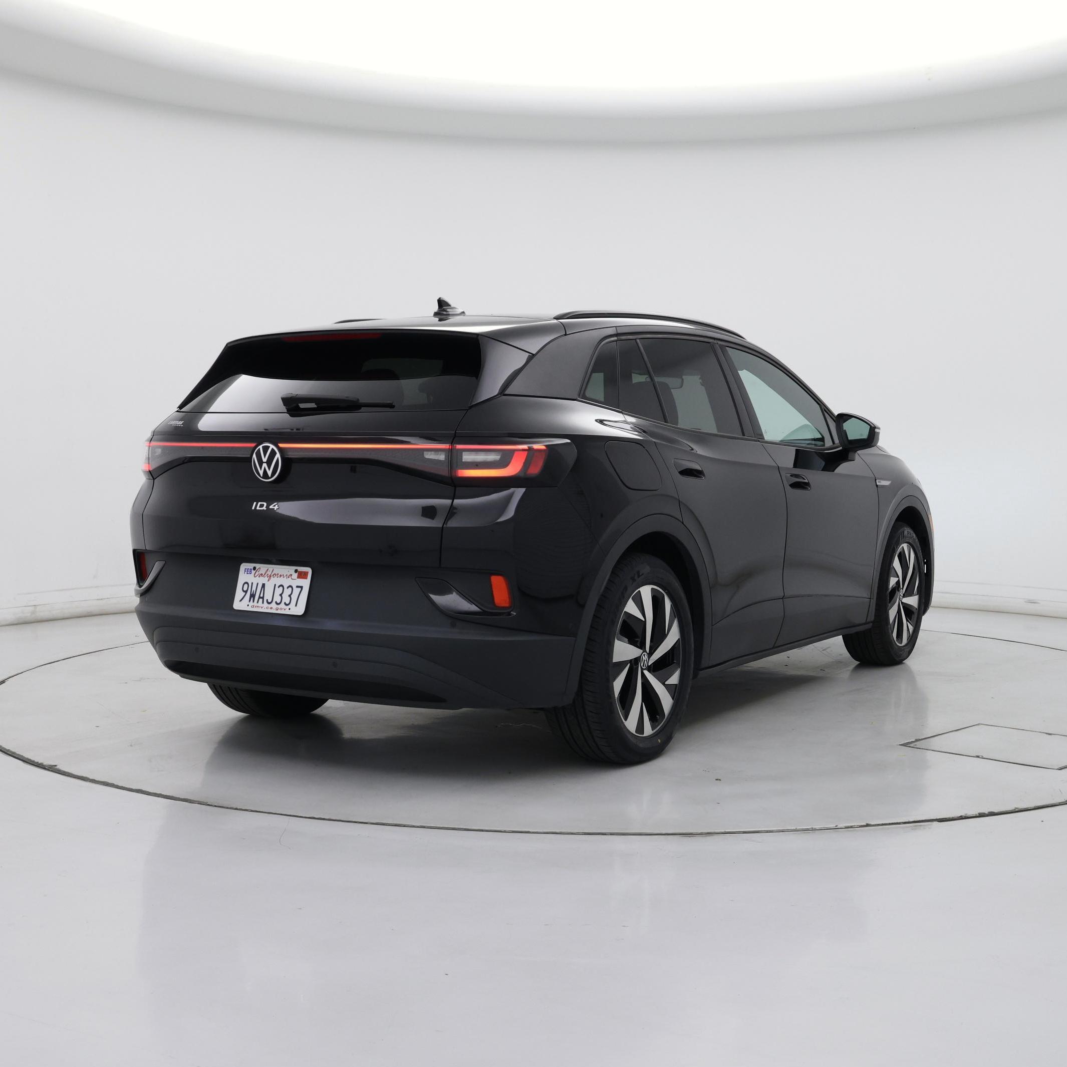 Thumbnail: 2023 Volkswagen ID.4 - 8