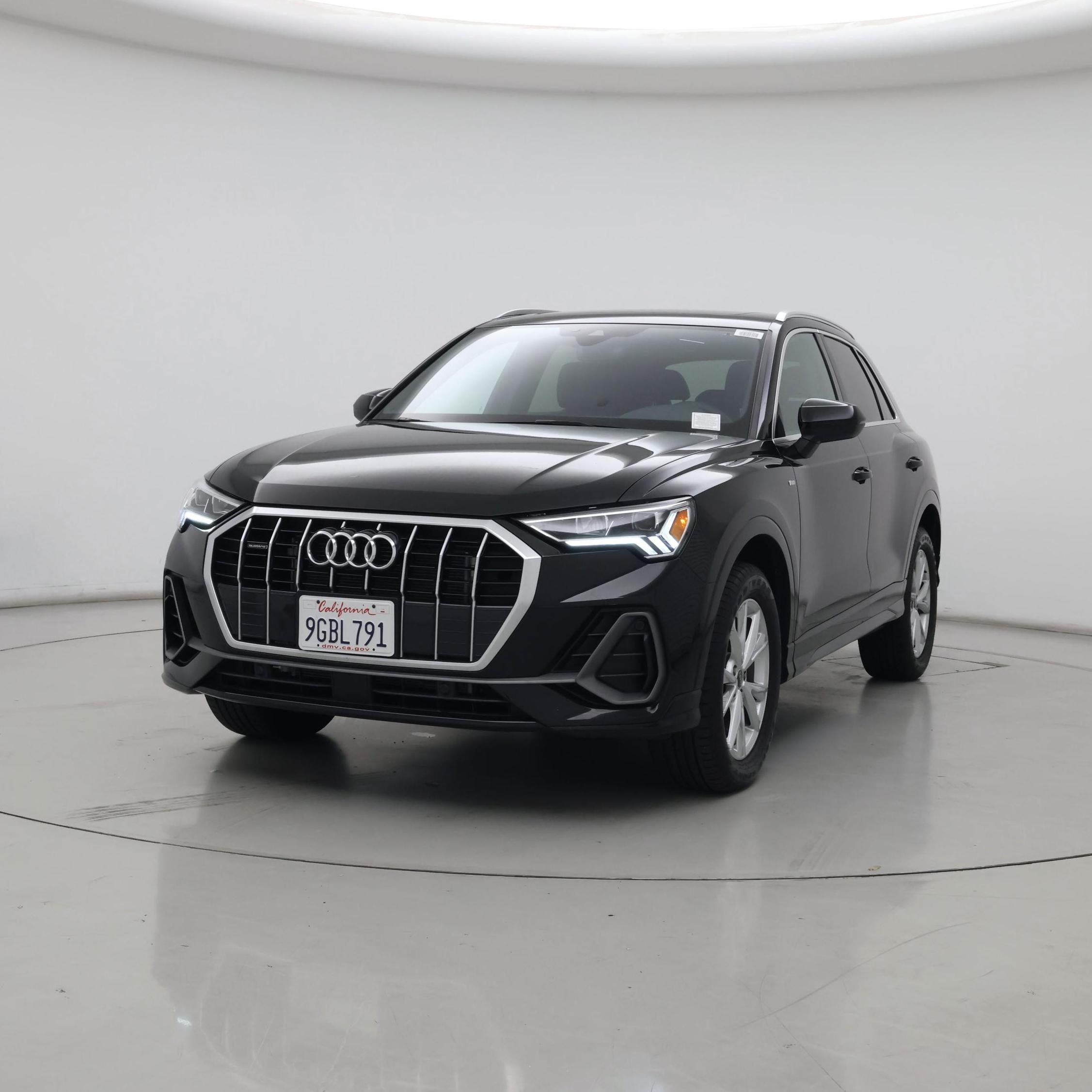 Thumbnail: 2023 Audi Q3 - 4