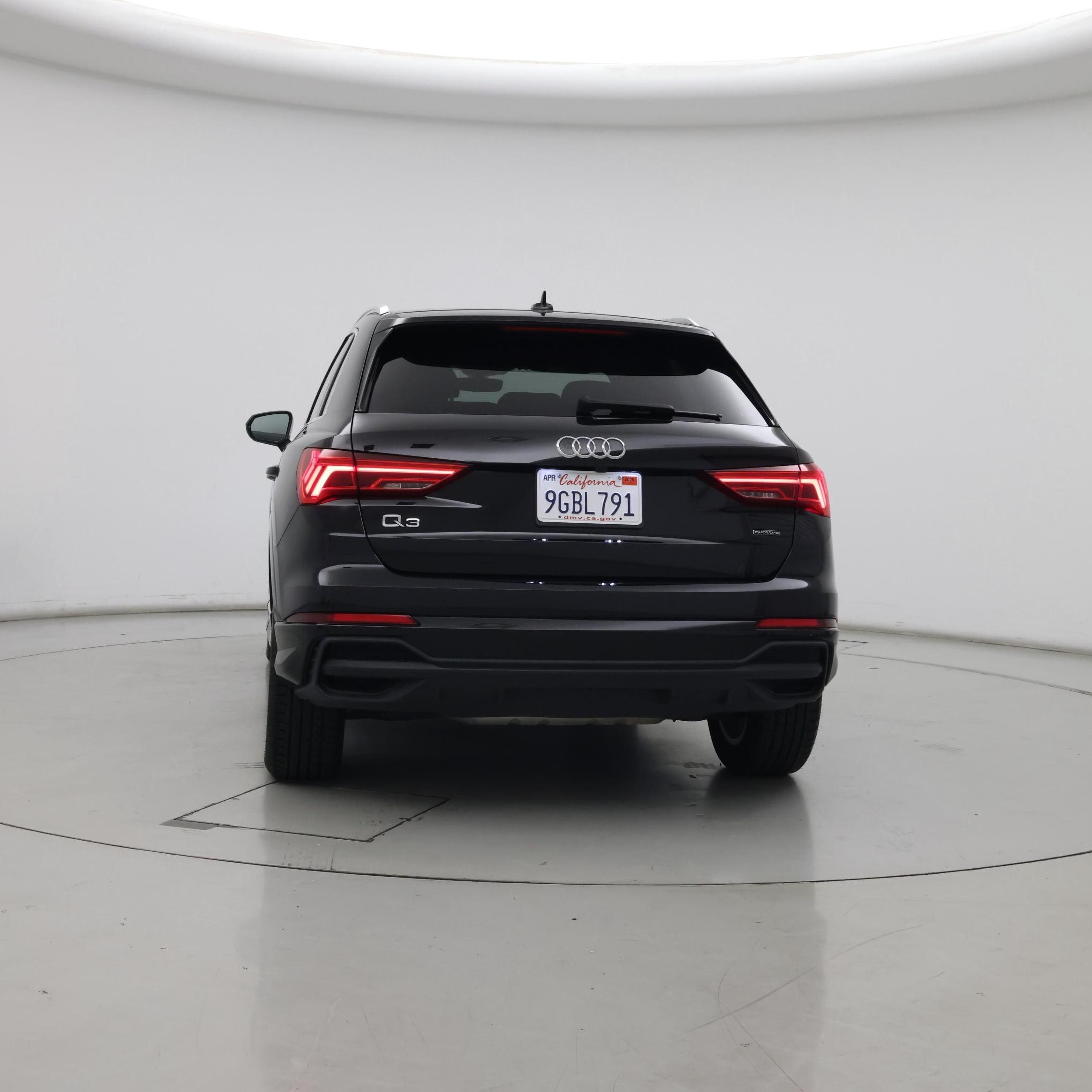 Thumbnail: 2023 Audi Q3 - 6