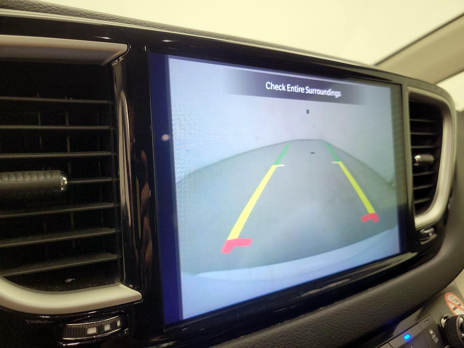 Thumbnail: 2023 Chrysler Pacifica - 14