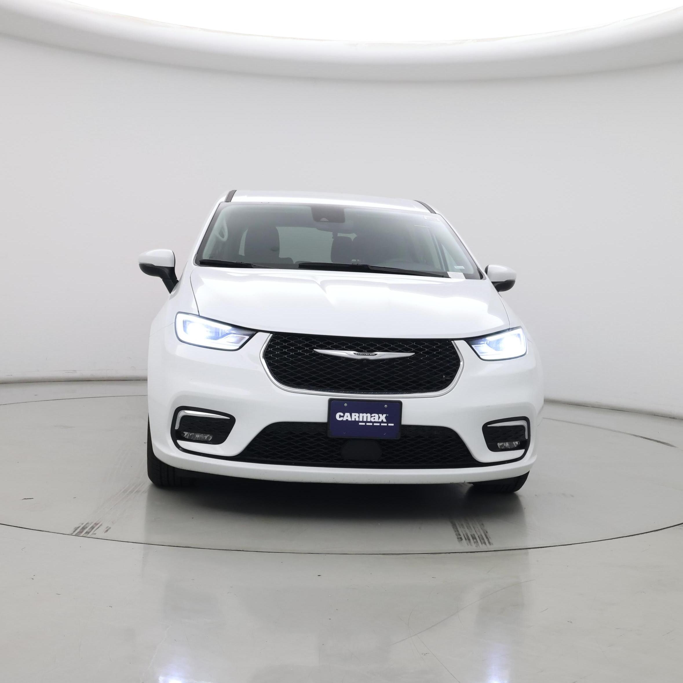 Thumbnail: 2023 Chrysler Pacifica - 5