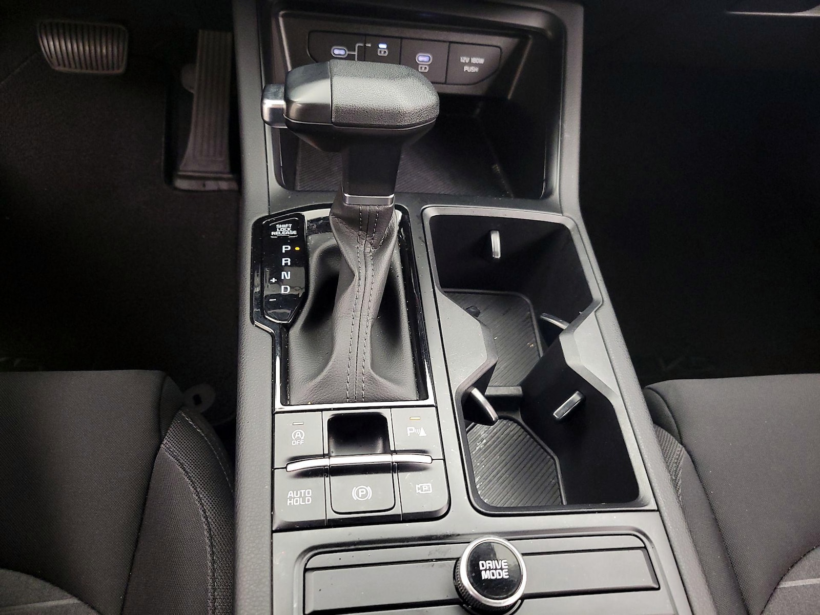 2025 Kia K5 LXS - Photo 18
