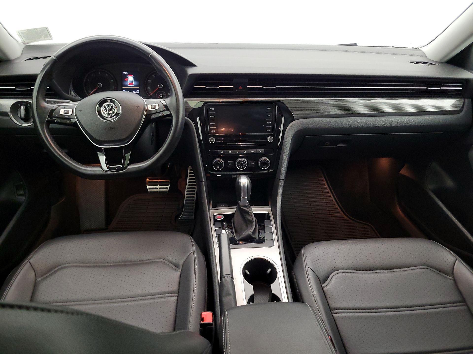 Thumbnail: 2020 Volkswagen Passat - 9