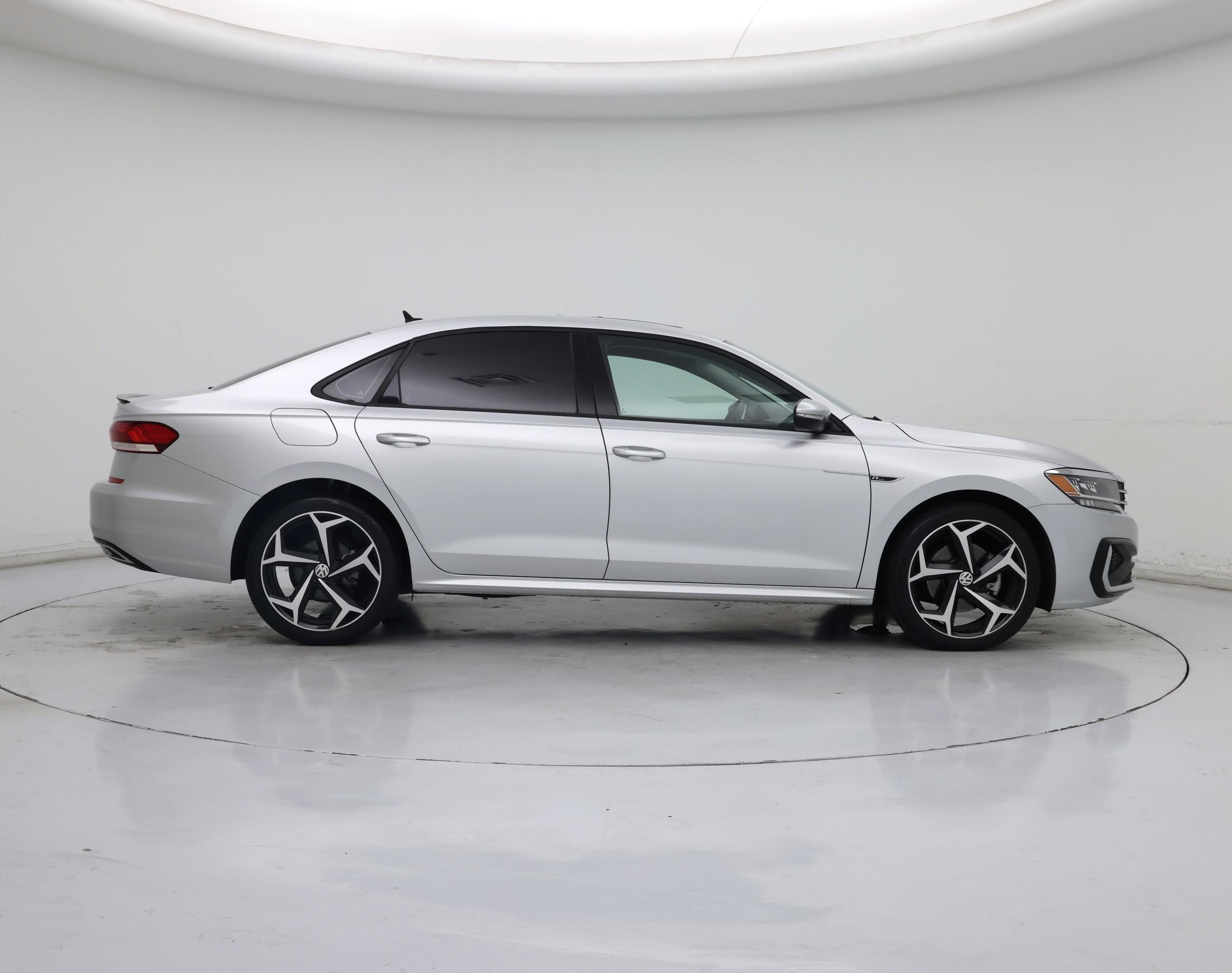 Thumbnail: 2020 Volkswagen Passat - 7