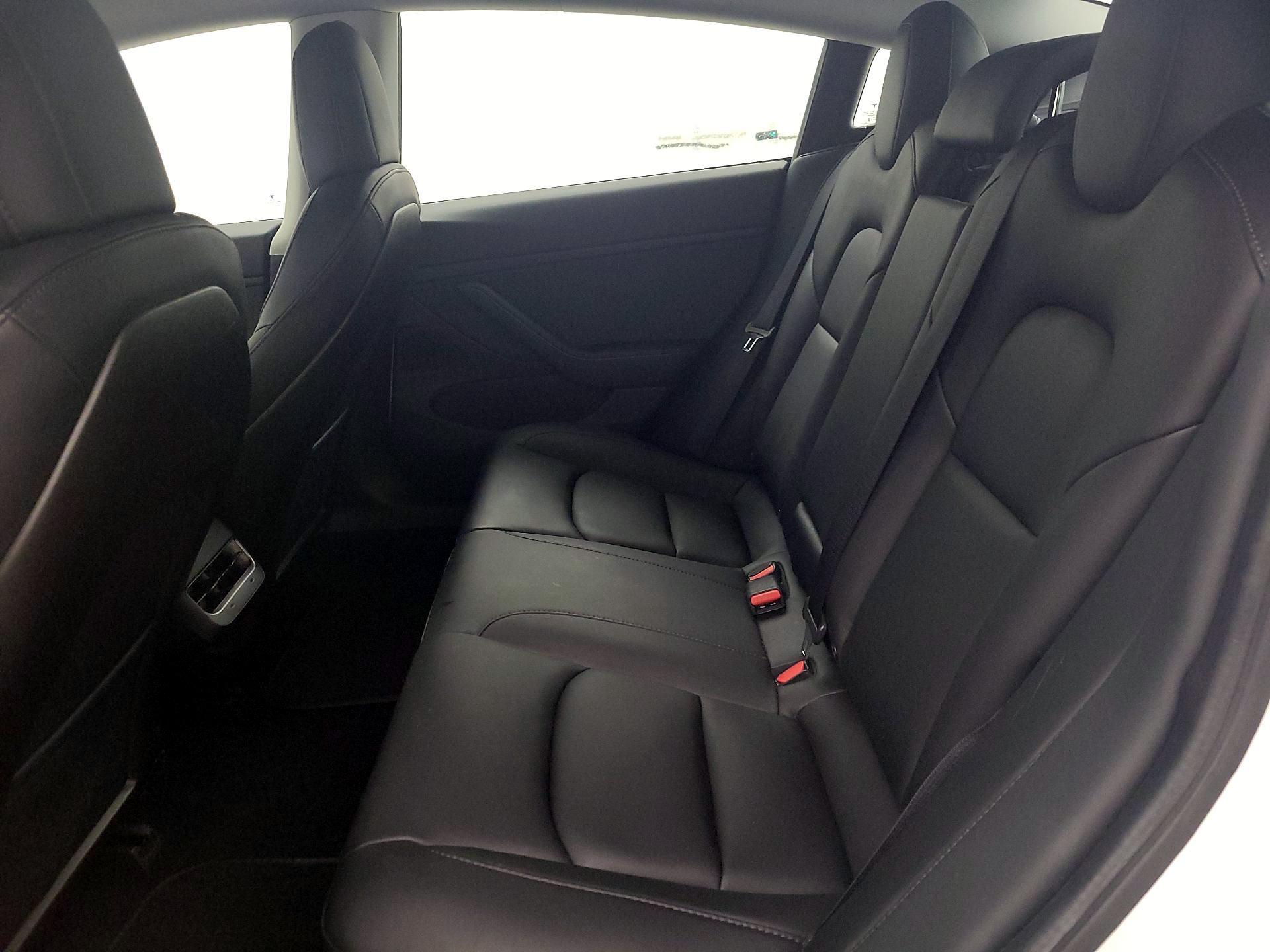 Thumbnail: 2020 Tesla Model 3 - 18