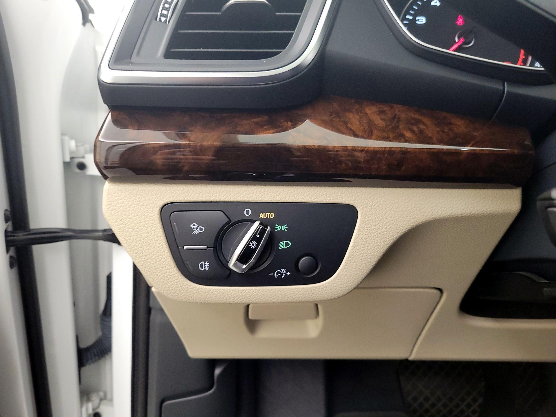 Thumbnail: 2018 Audi Q5 - 13