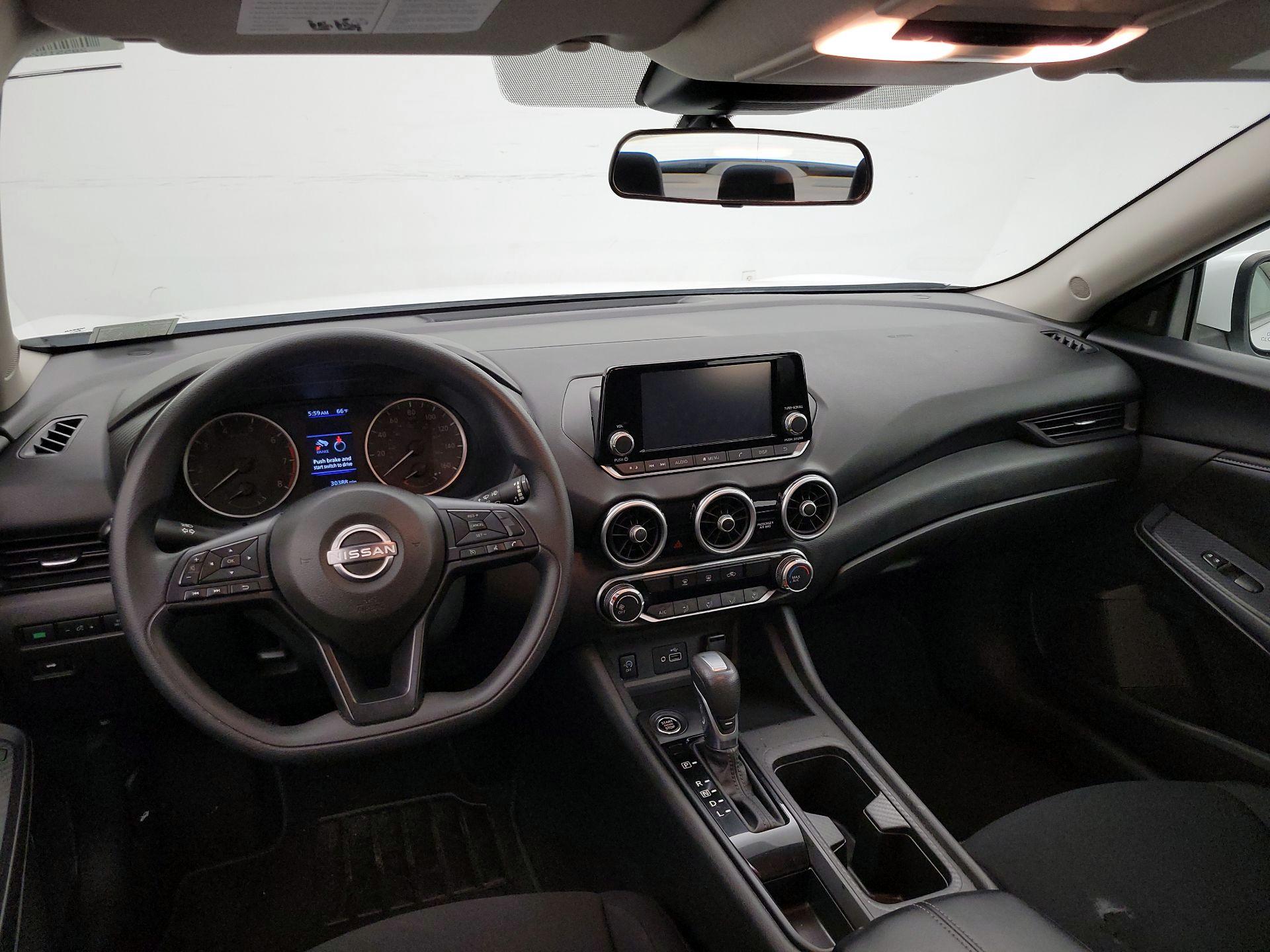 Thumbnail: 2024 Nissan Sentra - 9