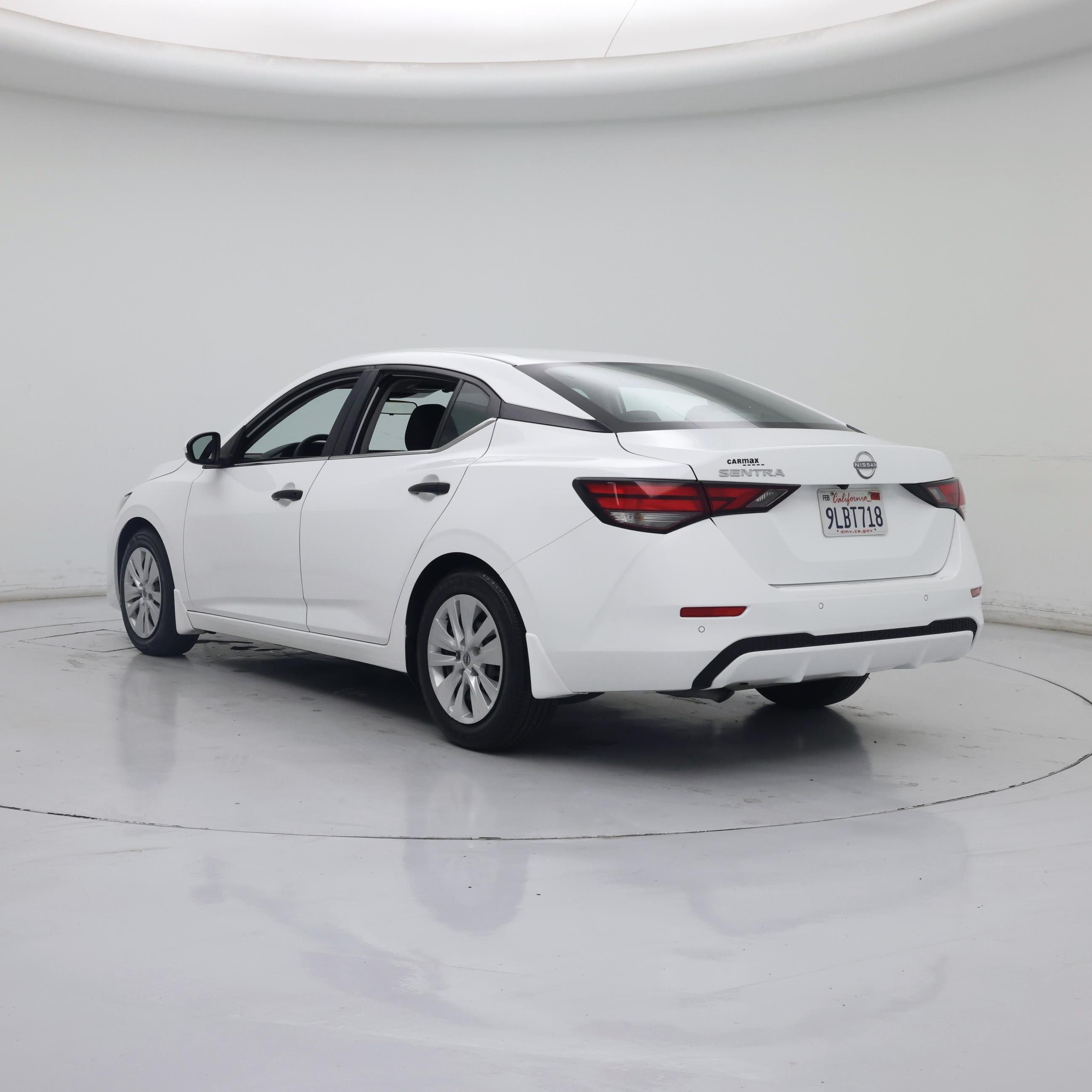 Thumbnail: 2024 Nissan Sentra - 2
