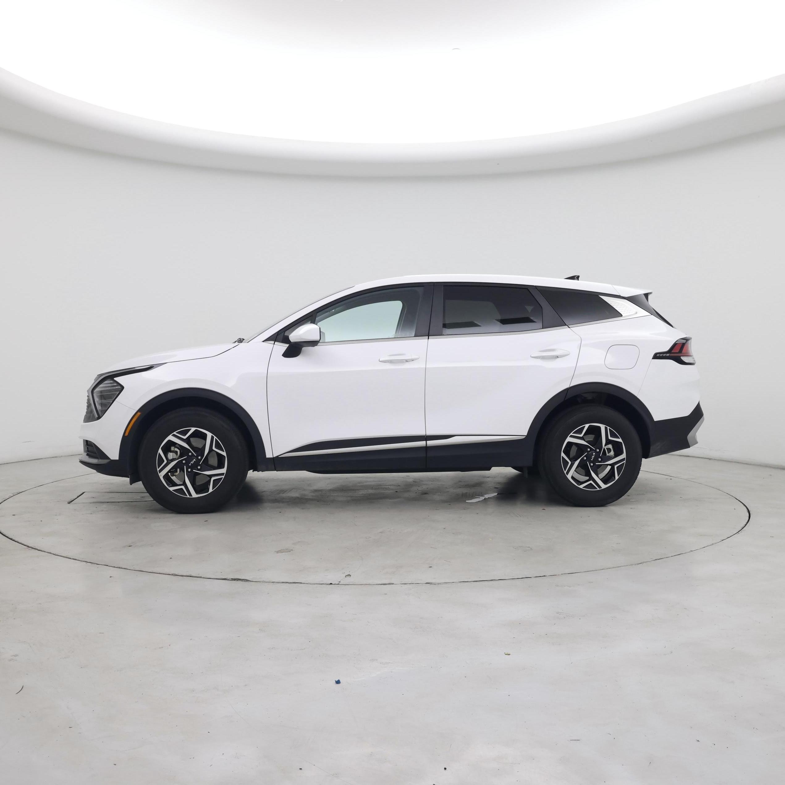 Thumbnail: 2025 Kia Sportage - 3