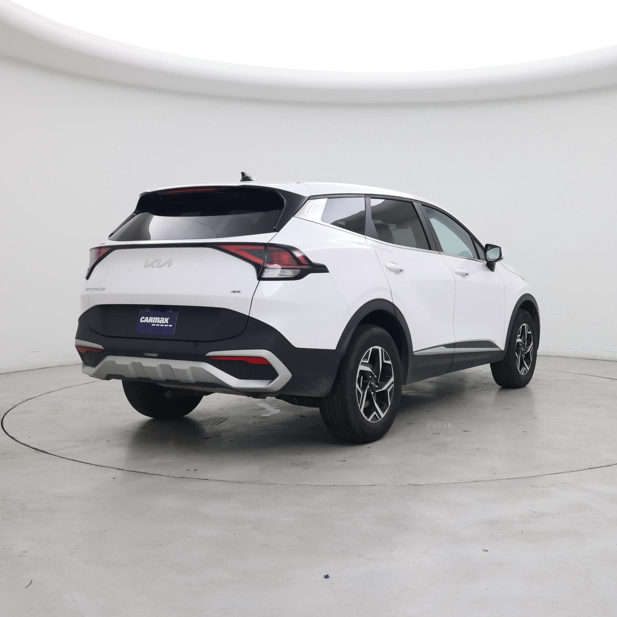 Thumbnail: 2025 Kia Sportage - 8