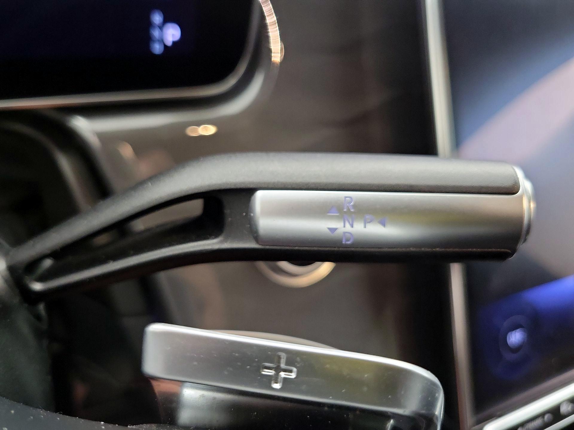 Thumbnail: 2023 Mercedes-Benz EQS - 18