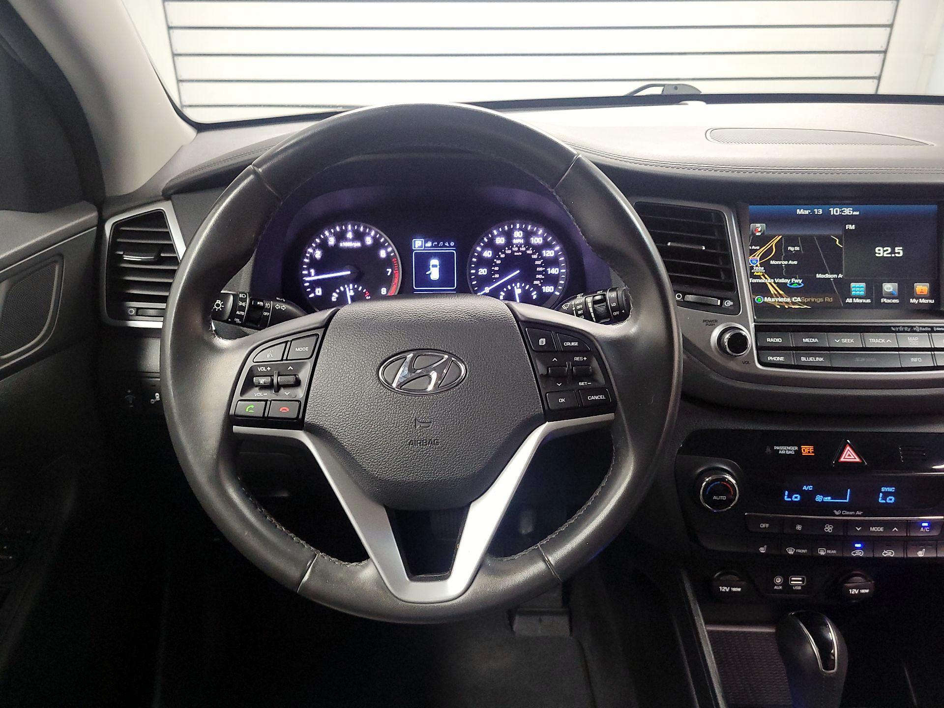 Thumbnail: 2017 Hyundai Tucson - 10