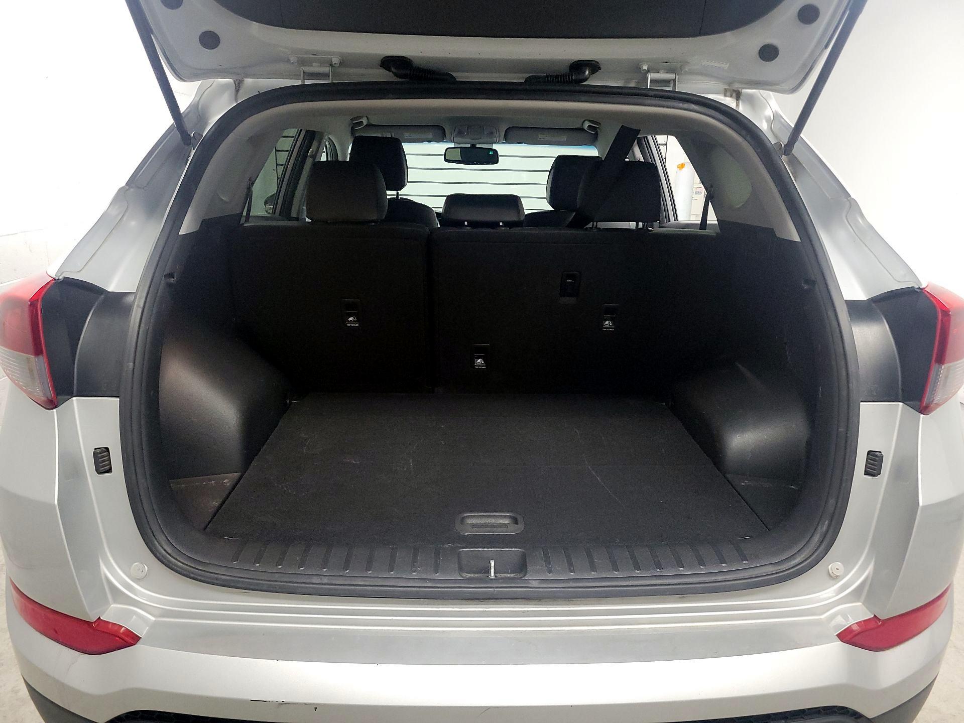 Thumbnail: 2017 Hyundai Tucson - 19