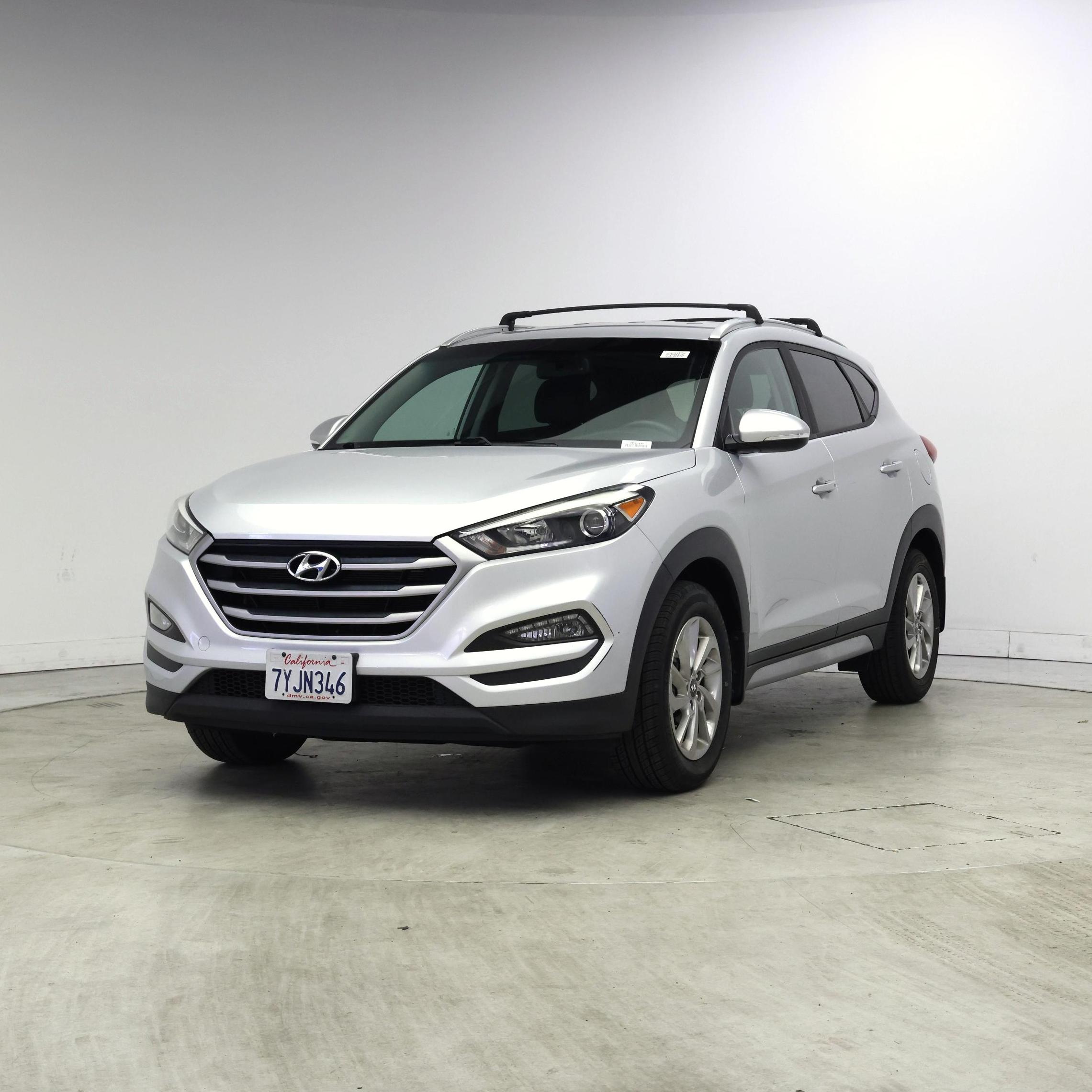 Thumbnail: 2017 Hyundai Tucson - 4