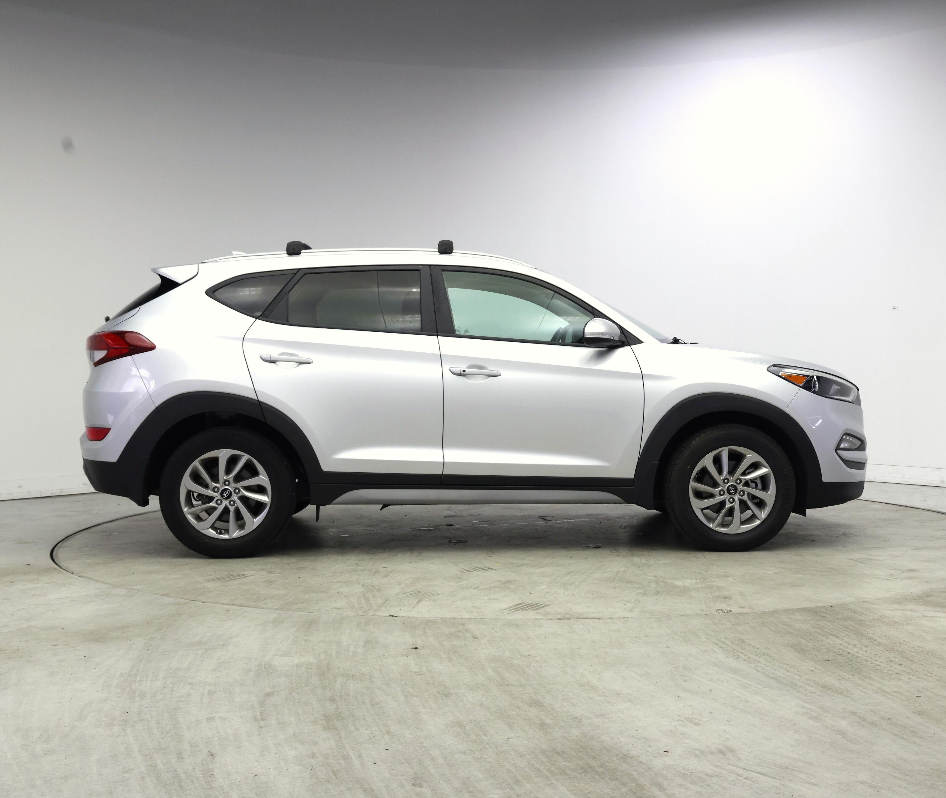 Thumbnail: 2017 Hyundai Tucson - 7