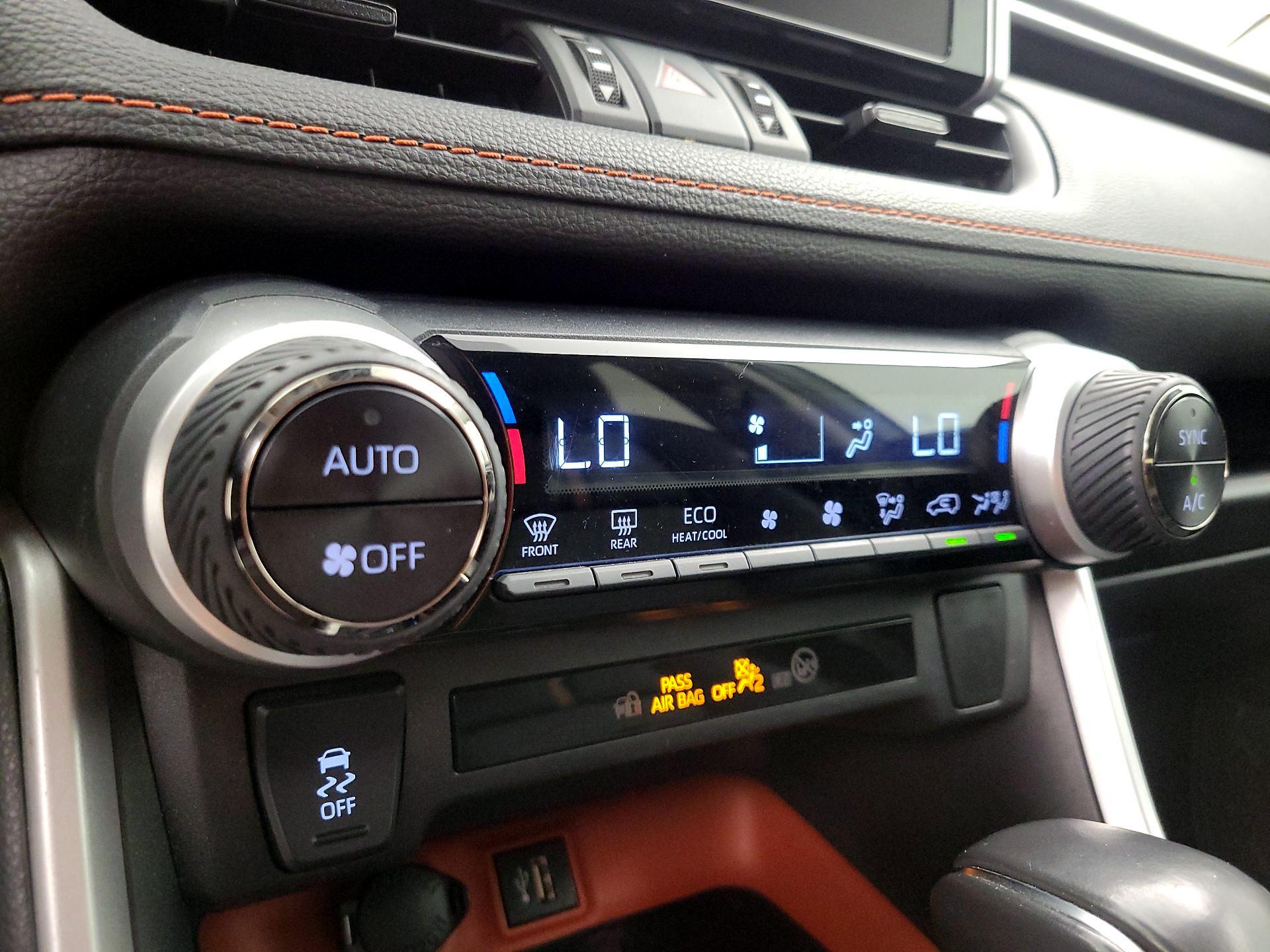 Thumbnail: 2023 Toyota RAV4 - 16